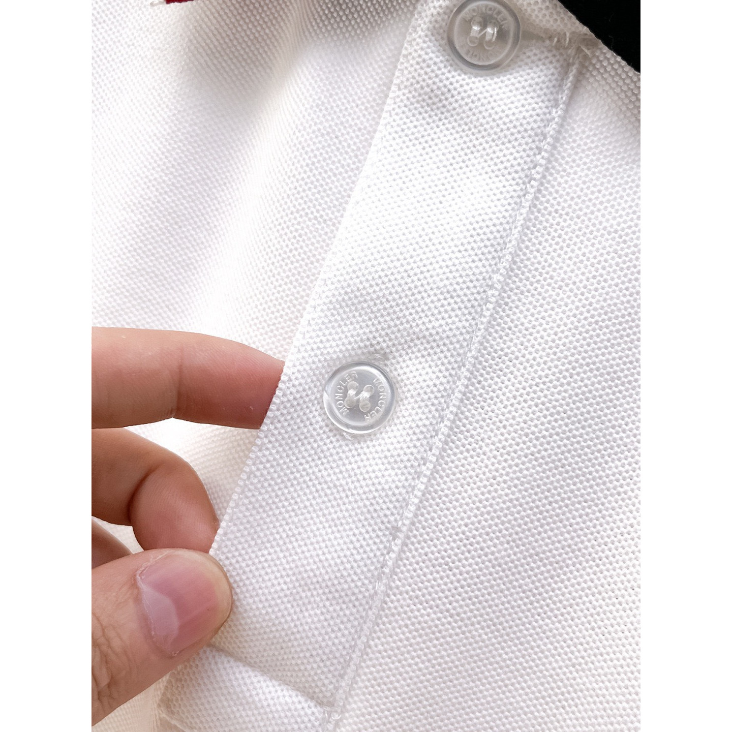 <p>Moncler Polo衫</p>
