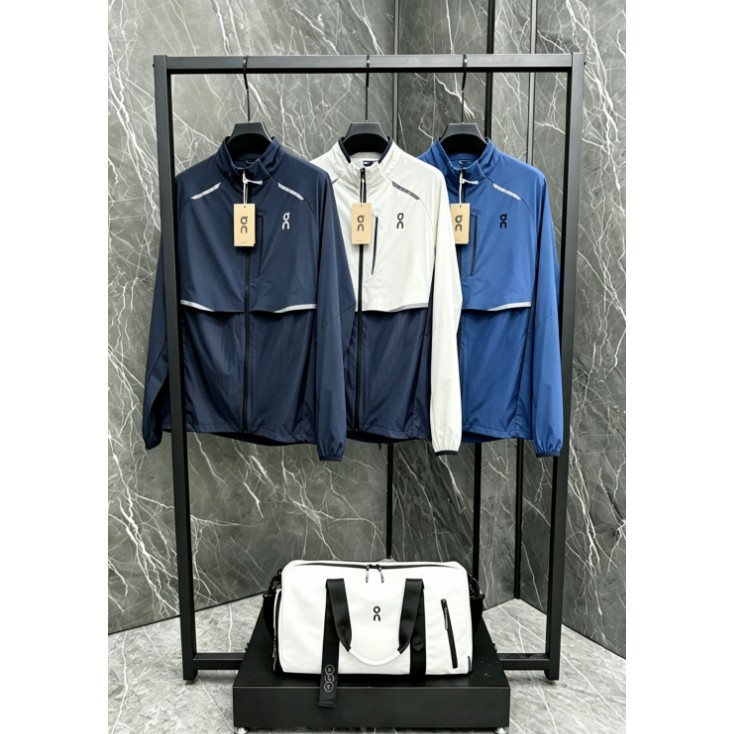 <p>On Weather Jacket Insulated 輕量防曬外套</p>