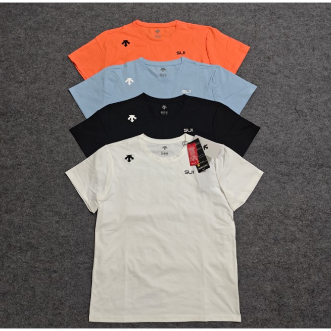 <p>DESCENTE 韓版短袖T恤</p>