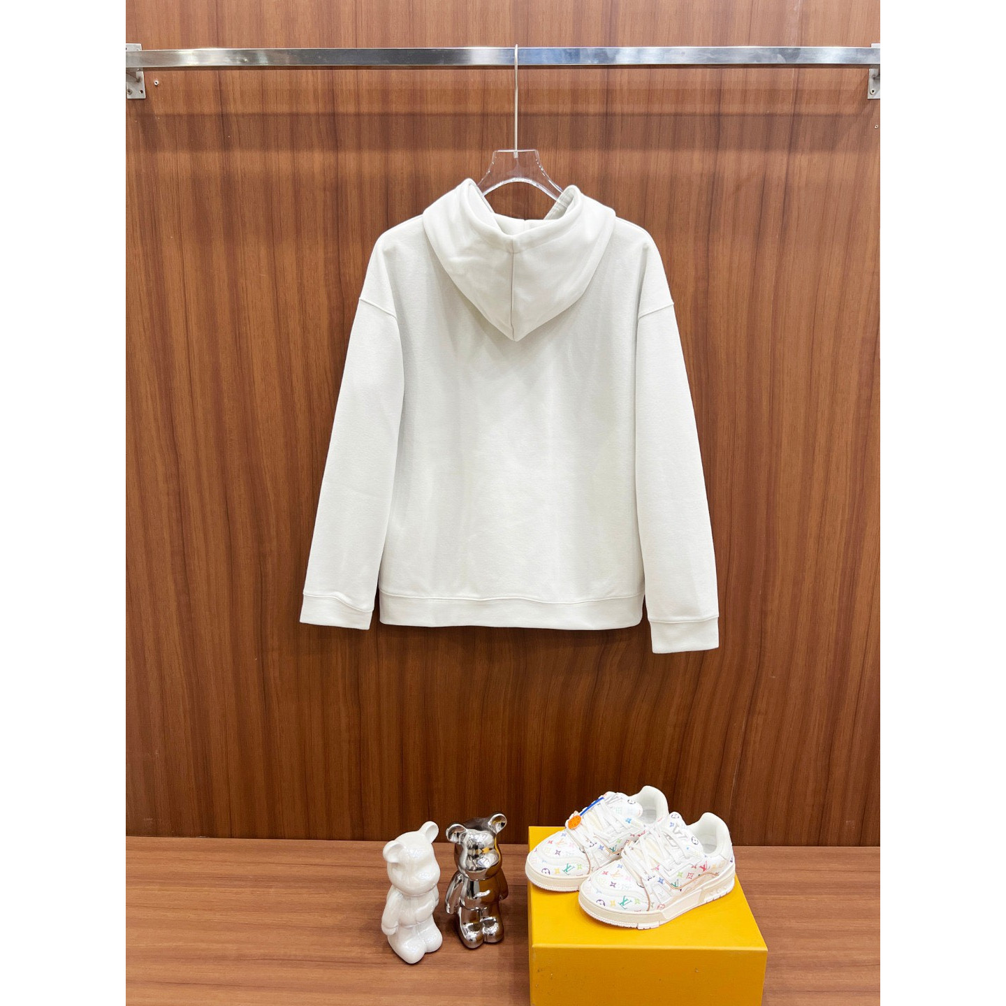 <p>Moncler 连帽套装(北极灰)</p>