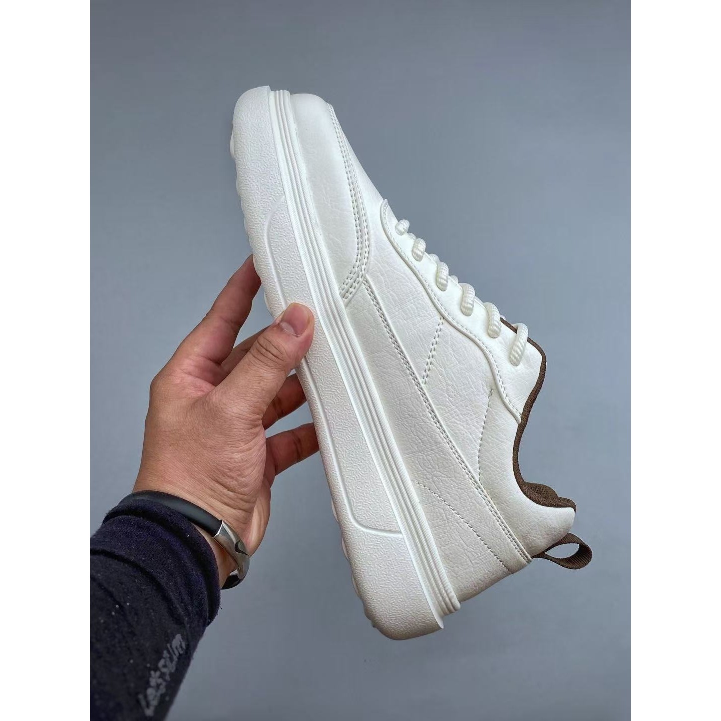 <p>Gucci Screener 休闲潮鞋(白)</p>