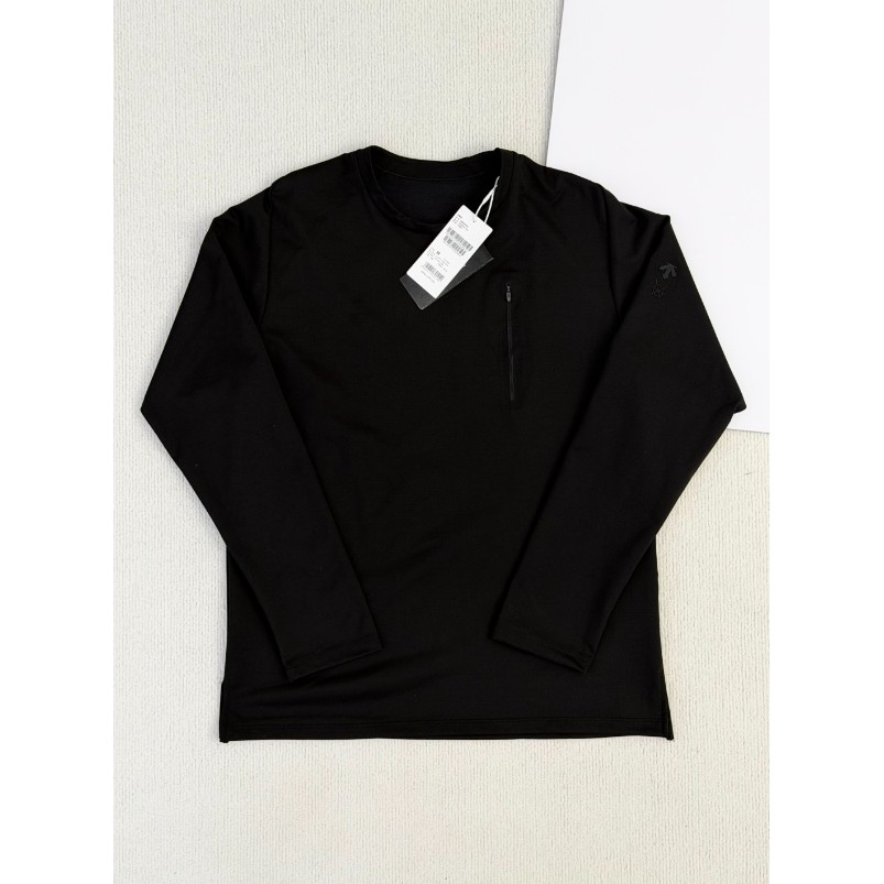 <p>DESCENTE 無縫長袖T恤</p>