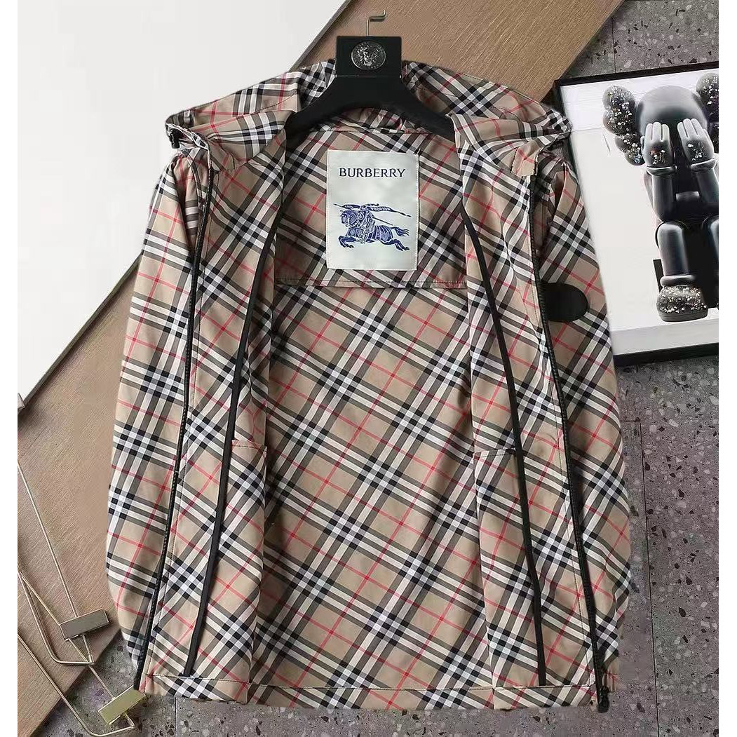 <p>BURBERRY 男士夹克外套(800892)</p>