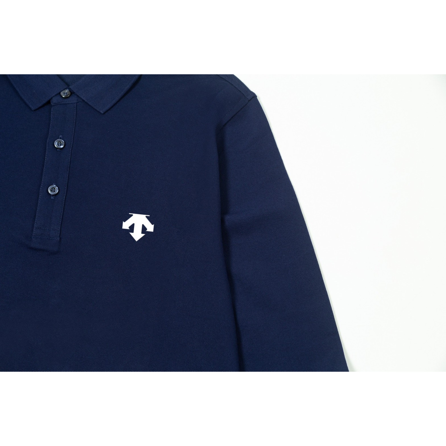 <p>Descente 男士高端珠地棉休闲长袖POLO衫(藏藍)</p>