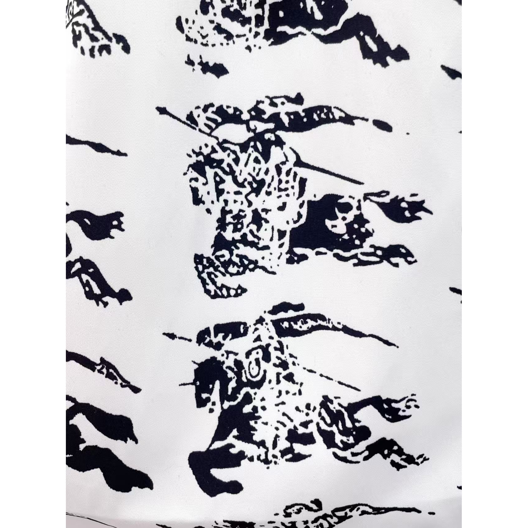 <p>BURBERRY 专柜新款休闲短裤(黑白)</p>