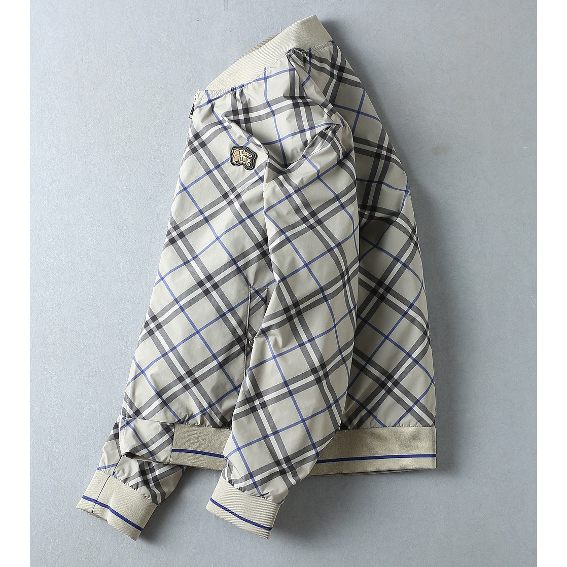 <p>BURBERRY 夹克外套(时尚设计师款)</p>