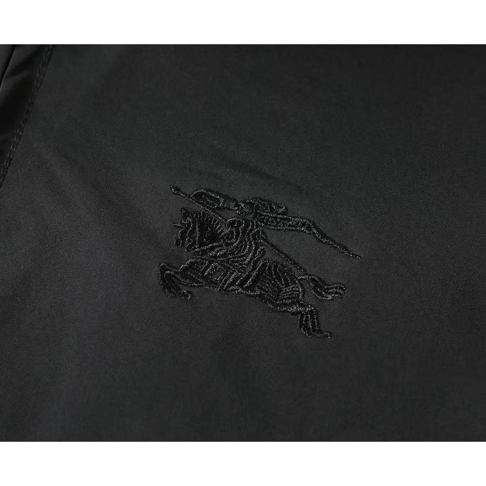 <p>BURBERRY 男士夹克外套(黑)</p>