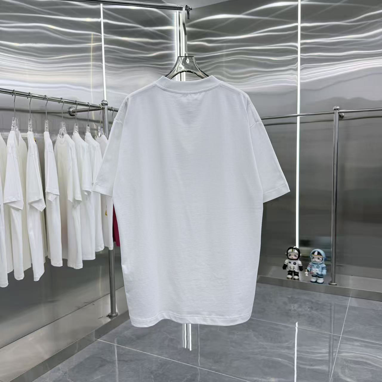 <p>DIOR 圓領T恤</p>