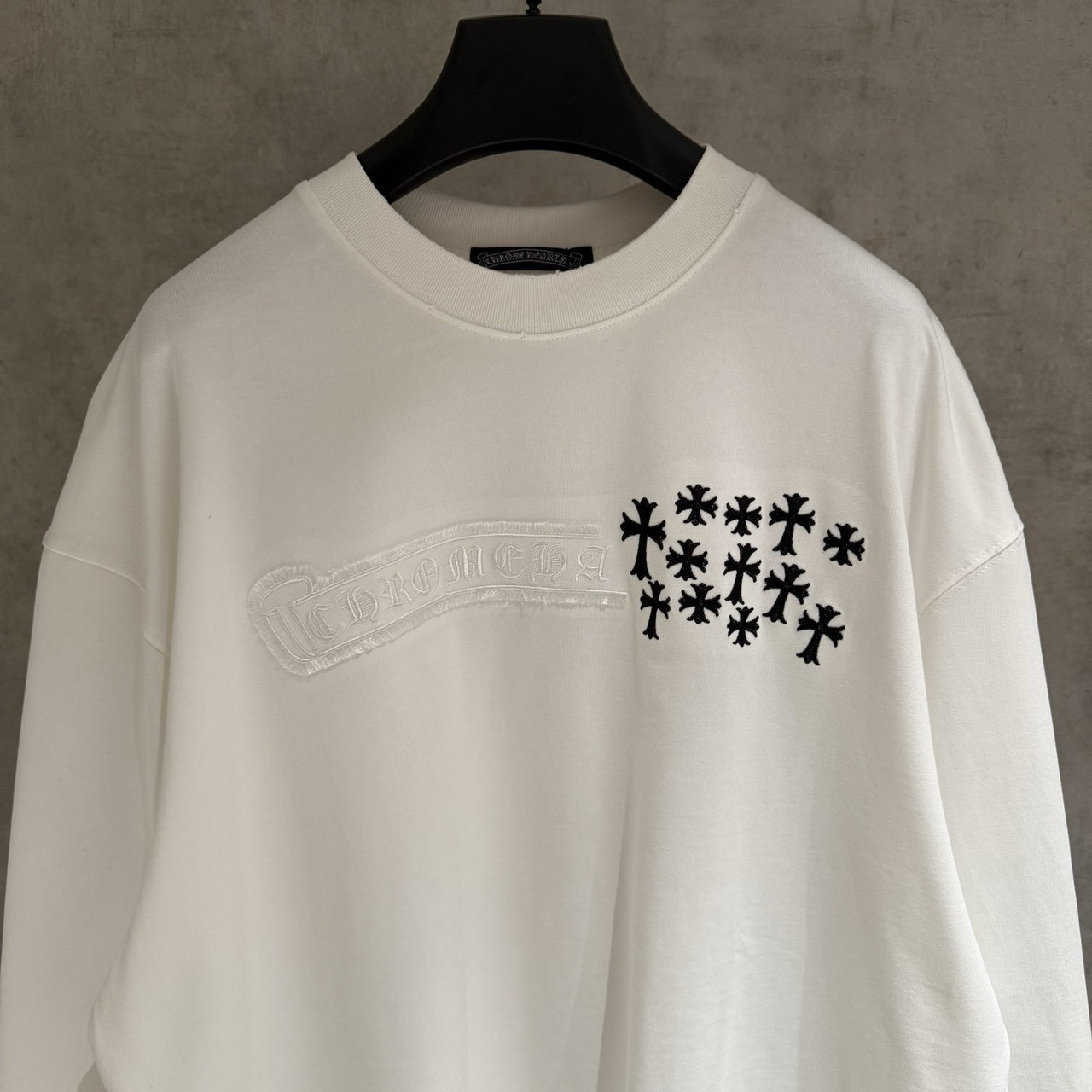 <p>CHROME HEARTS 长袖T恤(白02)</p>