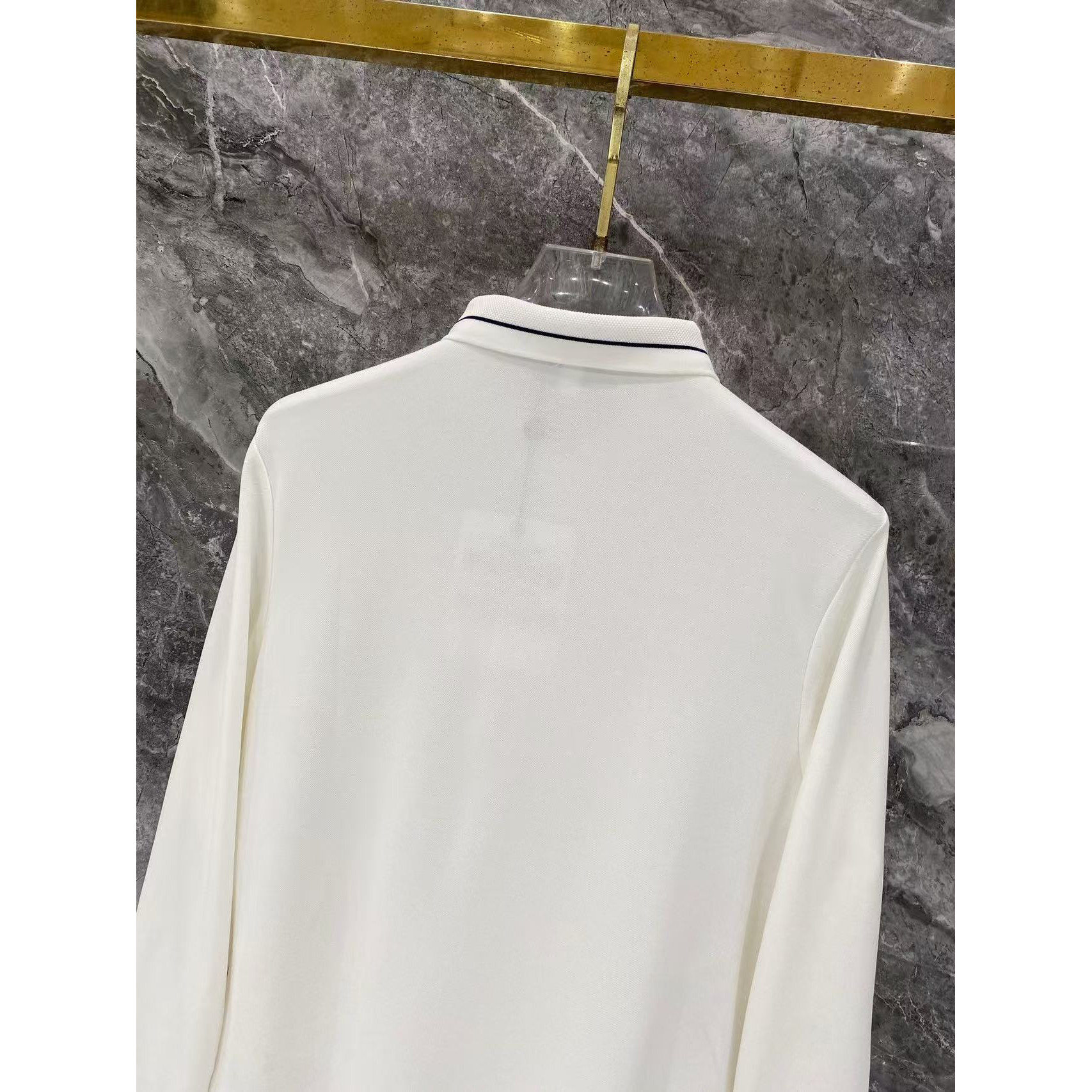 <p>MONCLER 秋冬长袖Polo(782998)</p>