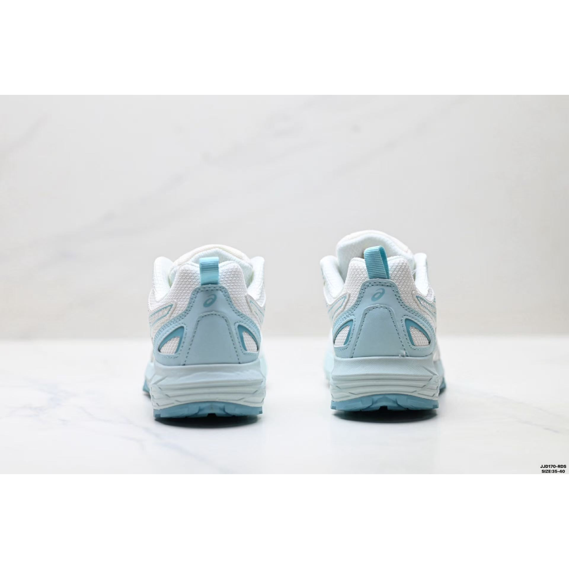 <p>Asics GEL-SONOMA 耐磨透气低帮休闲鞋(藍)&nbsp;</p>