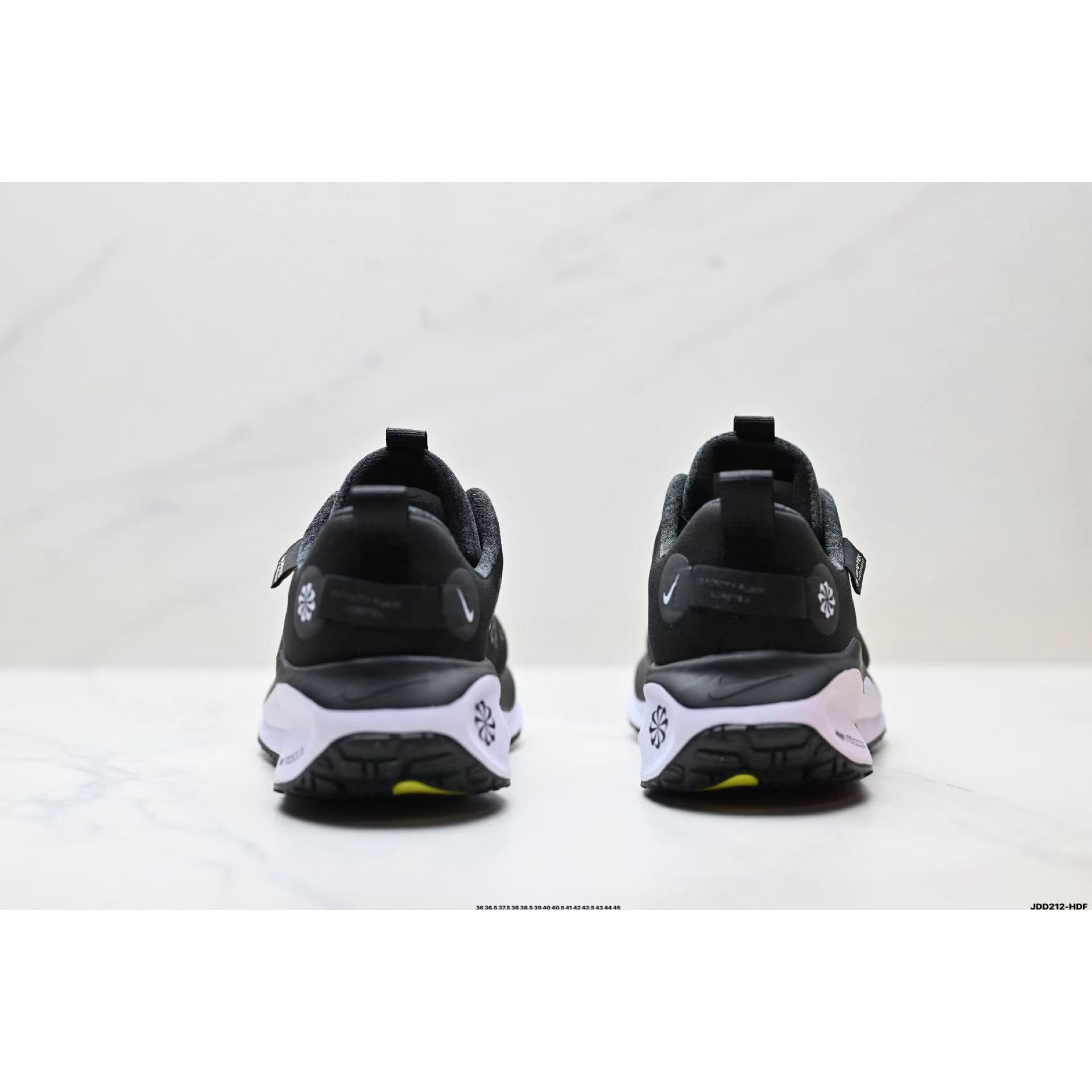 <p>&nbsp;NIKE REACTX INFINITY RN 4 GTX 马拉松跑鞋 (黑)</p>