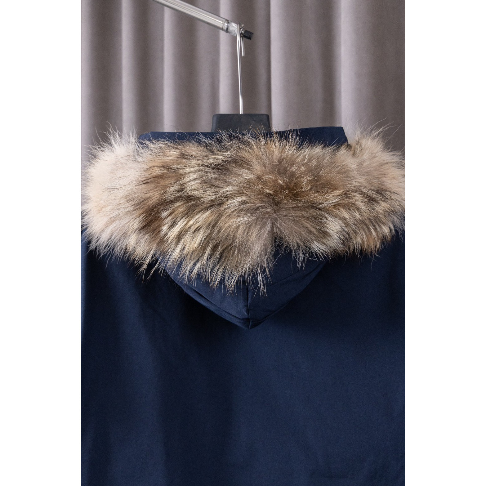 <p>Canada Goose 顶级狼毛Expedition 08款 4660M 远征派克羽绒服(宝蓝)</p>