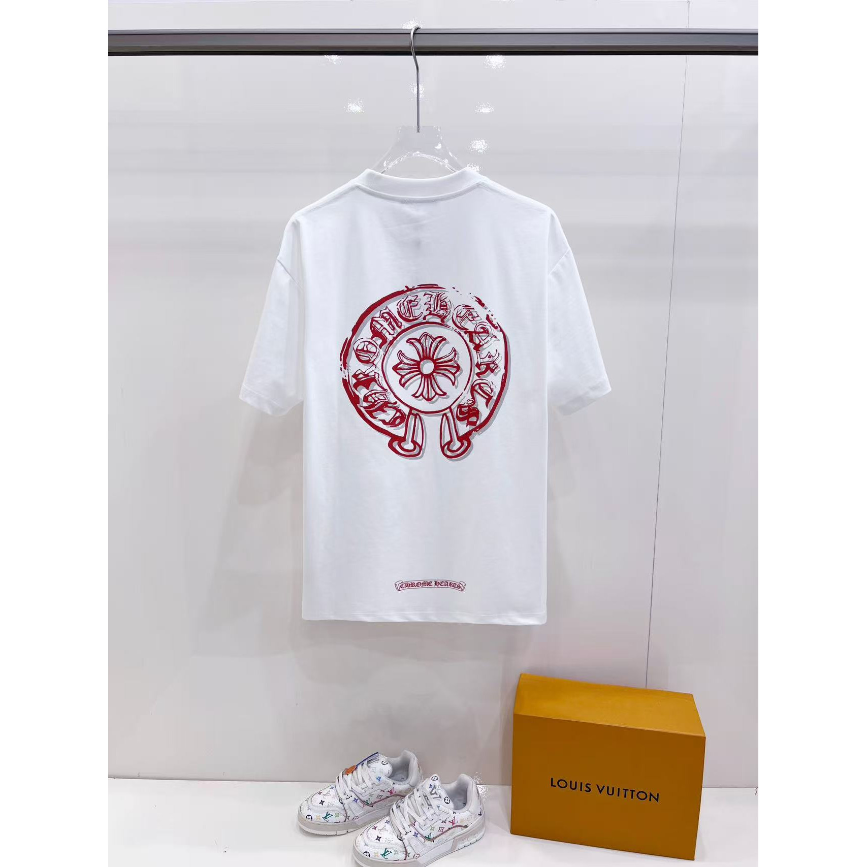 <p>CHROME HEARTS&nbsp;春夏系列短袖T恤(白)</p>