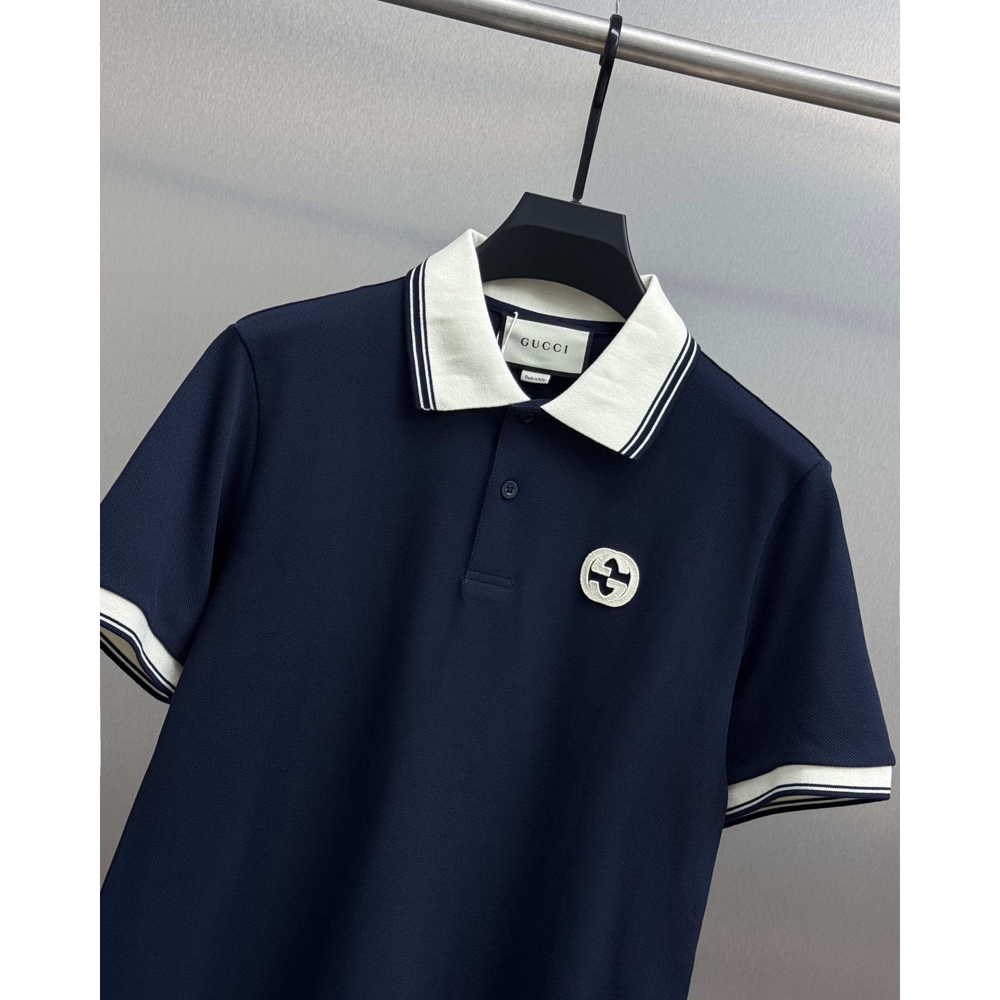 <p>GUCCI&nbsp;短袖翻领polo衫(藏青)</p>