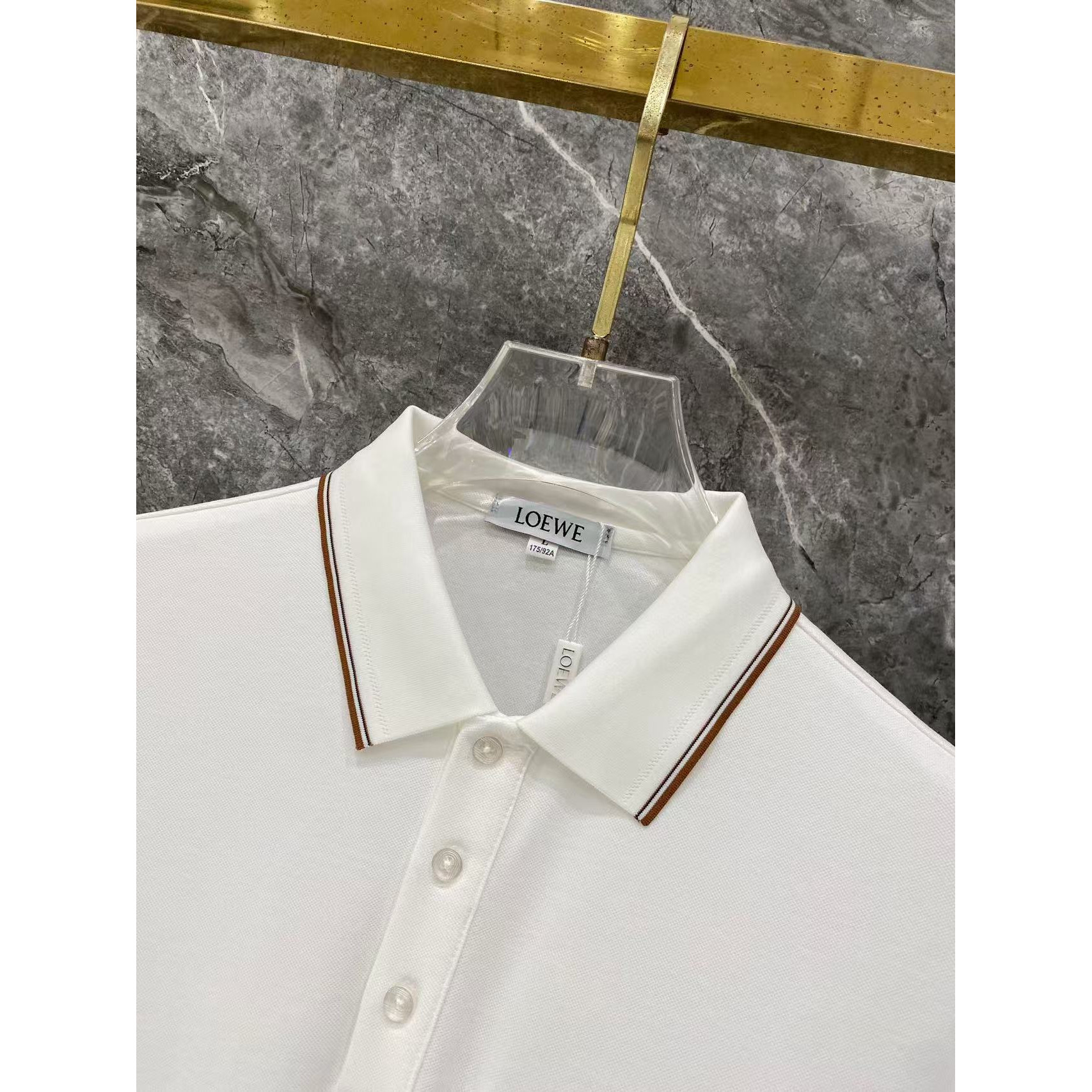<p>LOEWE 秋冬长袖Polo(782986)</p>