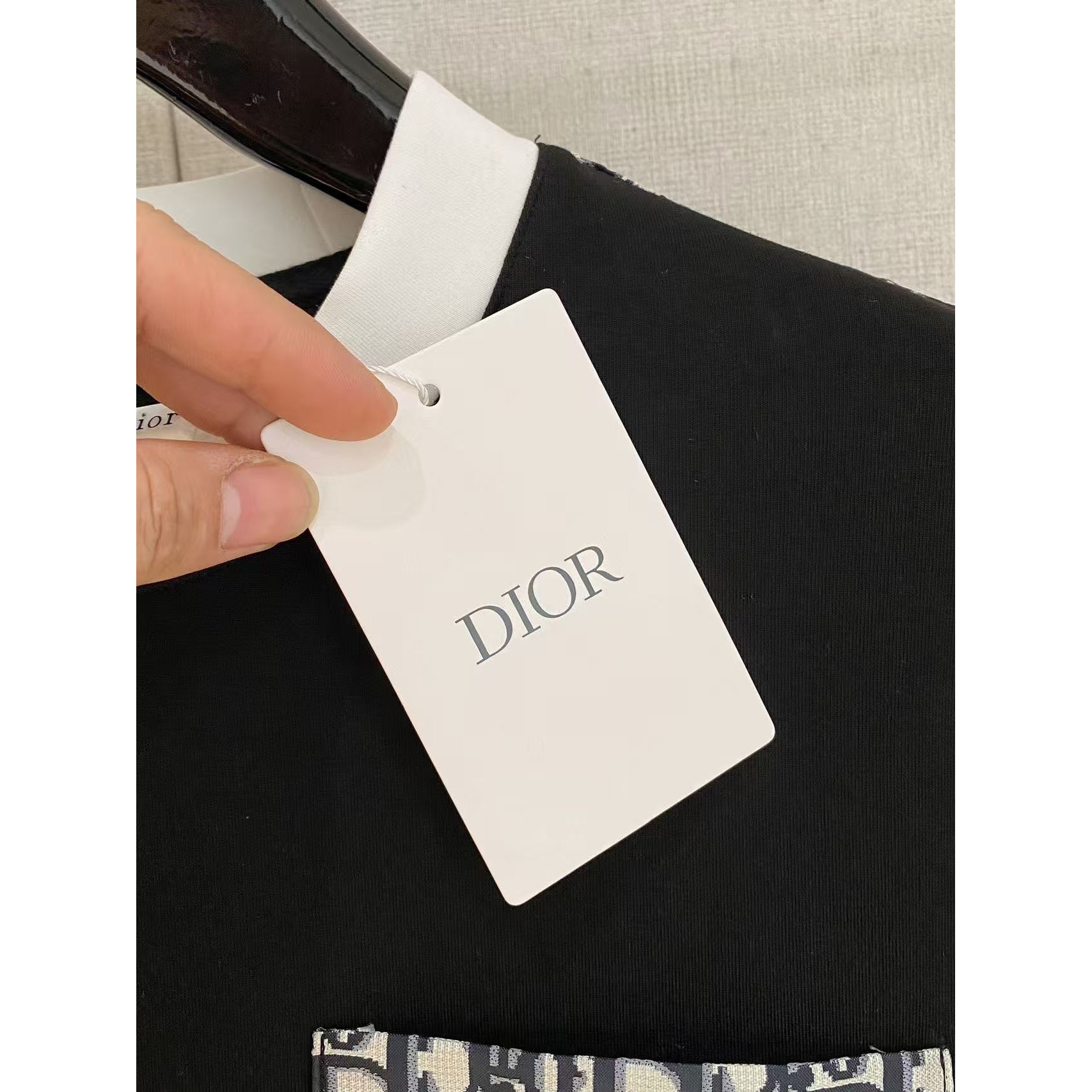 <p>DIOR 太空棉卫衣(黑)</p>