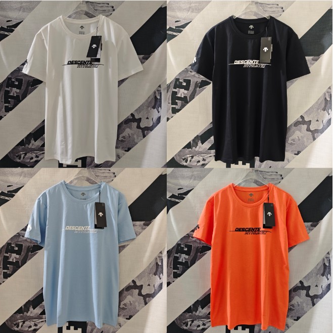 <p>DESCENTE 短袖T恤</p>