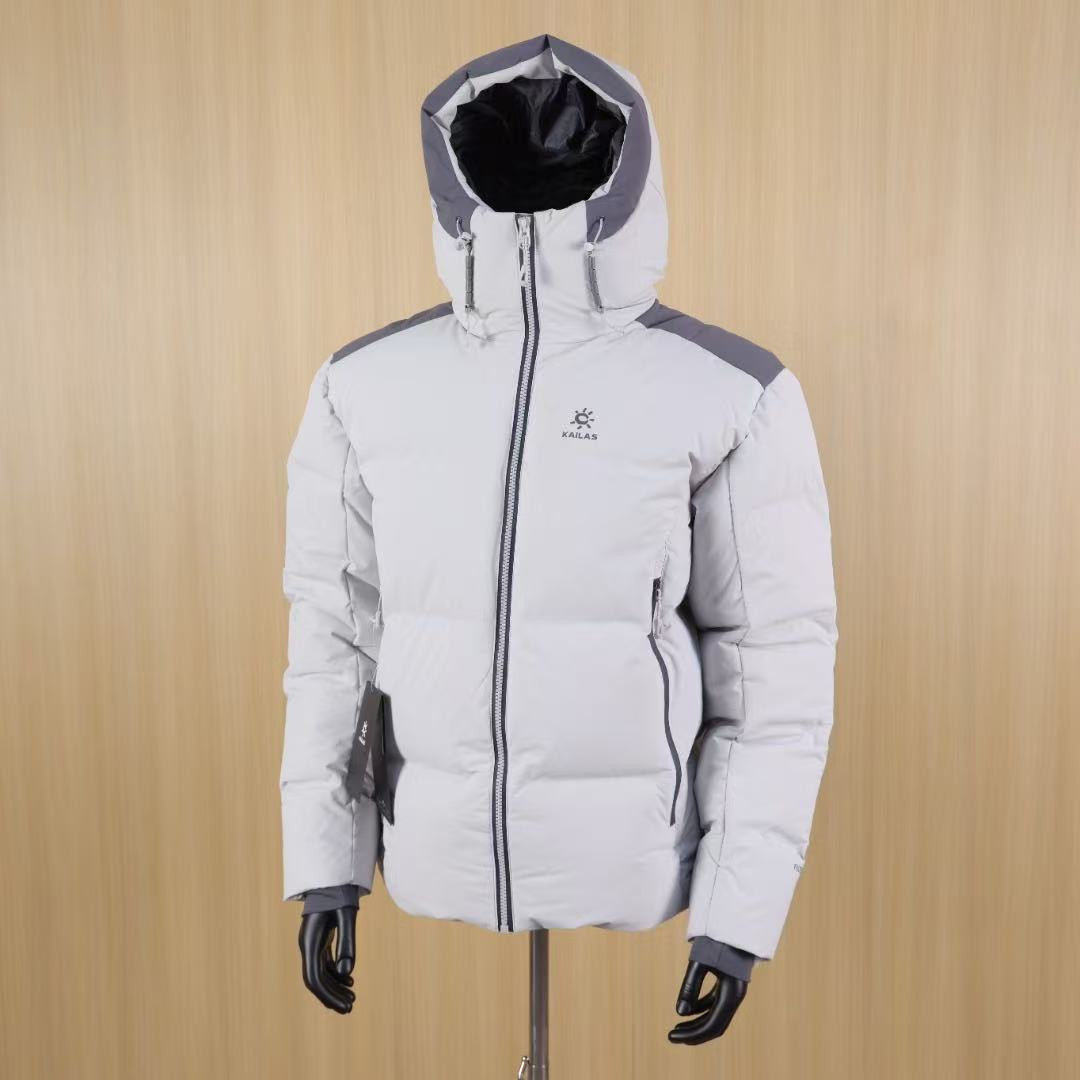 <p>KAILAS 达古冬季户外抗寒加厚登山防风服(灰)</p>