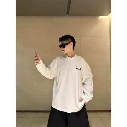 <p>Maison Margiela 长袖T恤(白B04)</p>