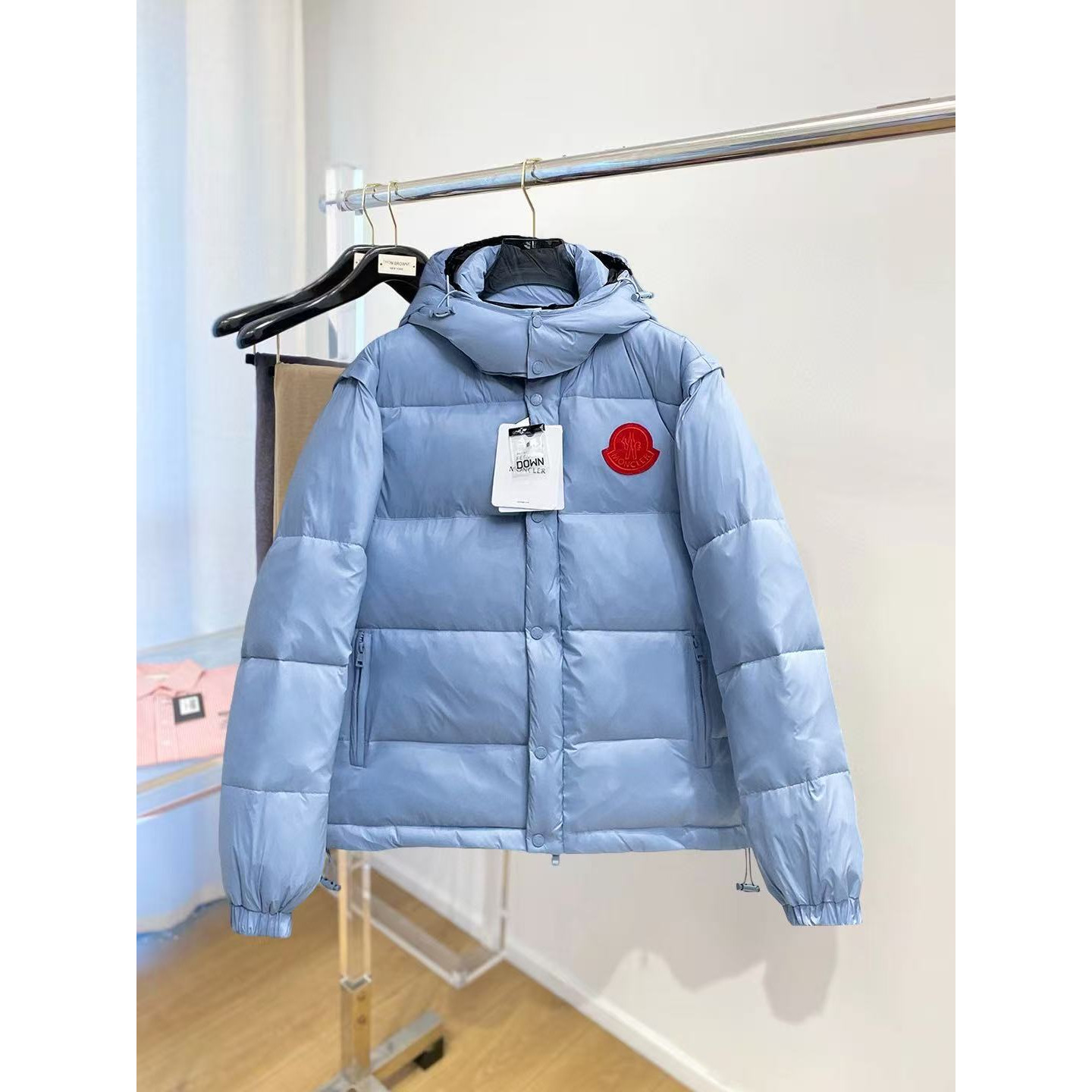 <p>MONCLER 秋冬新款羽绒服(藍)</p>