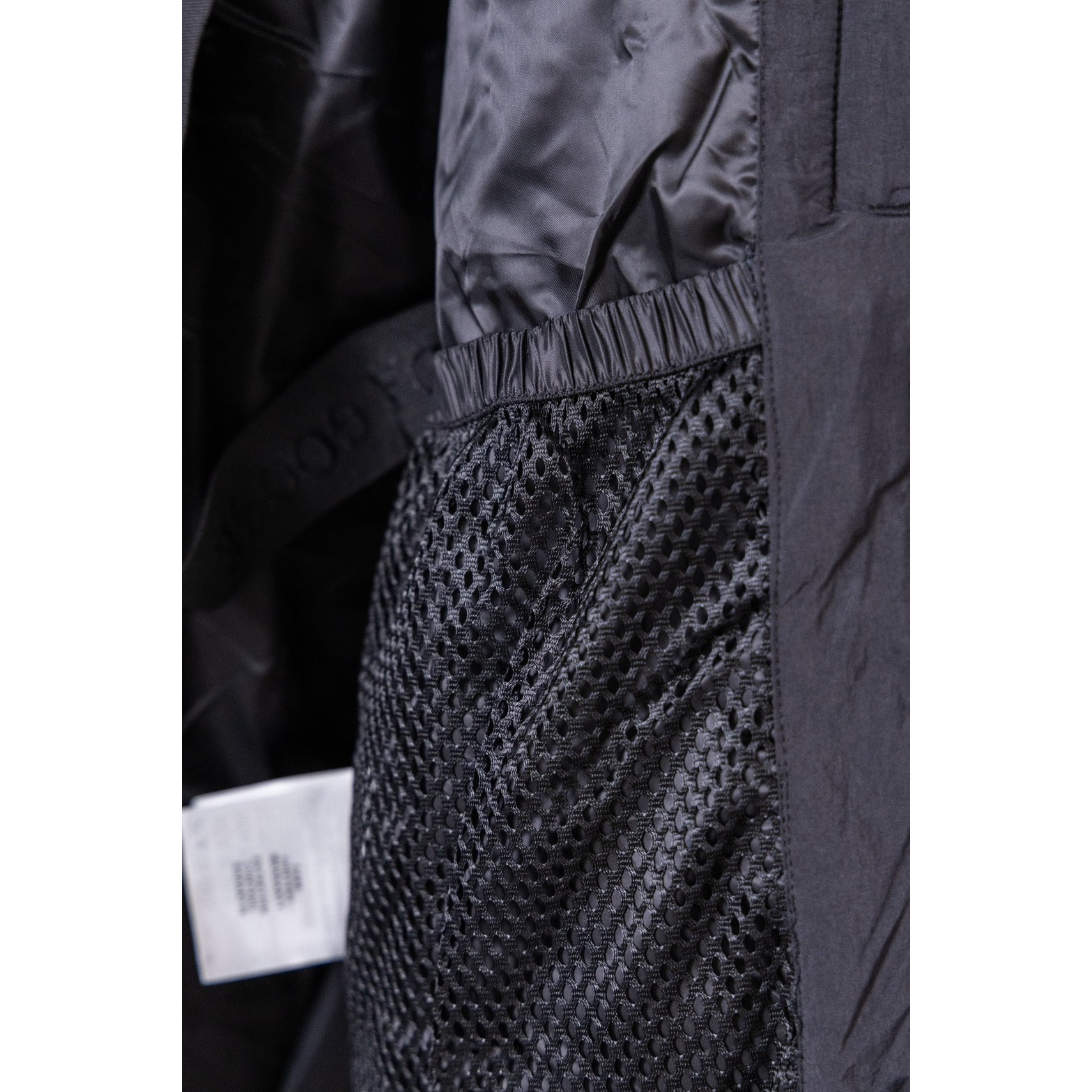 <p>Canada Goose Lawrence 系列2802立领羽绒服(黑色)</p>
