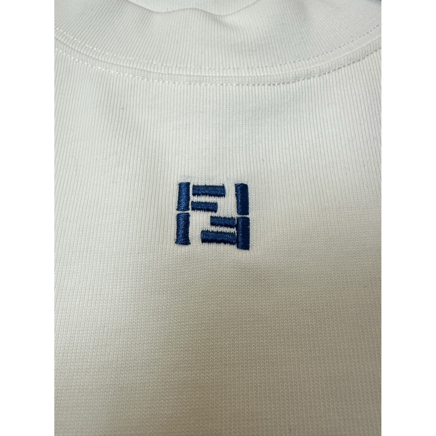 <p>FENDI 徽标刺绣短袖T恤(白)</p>