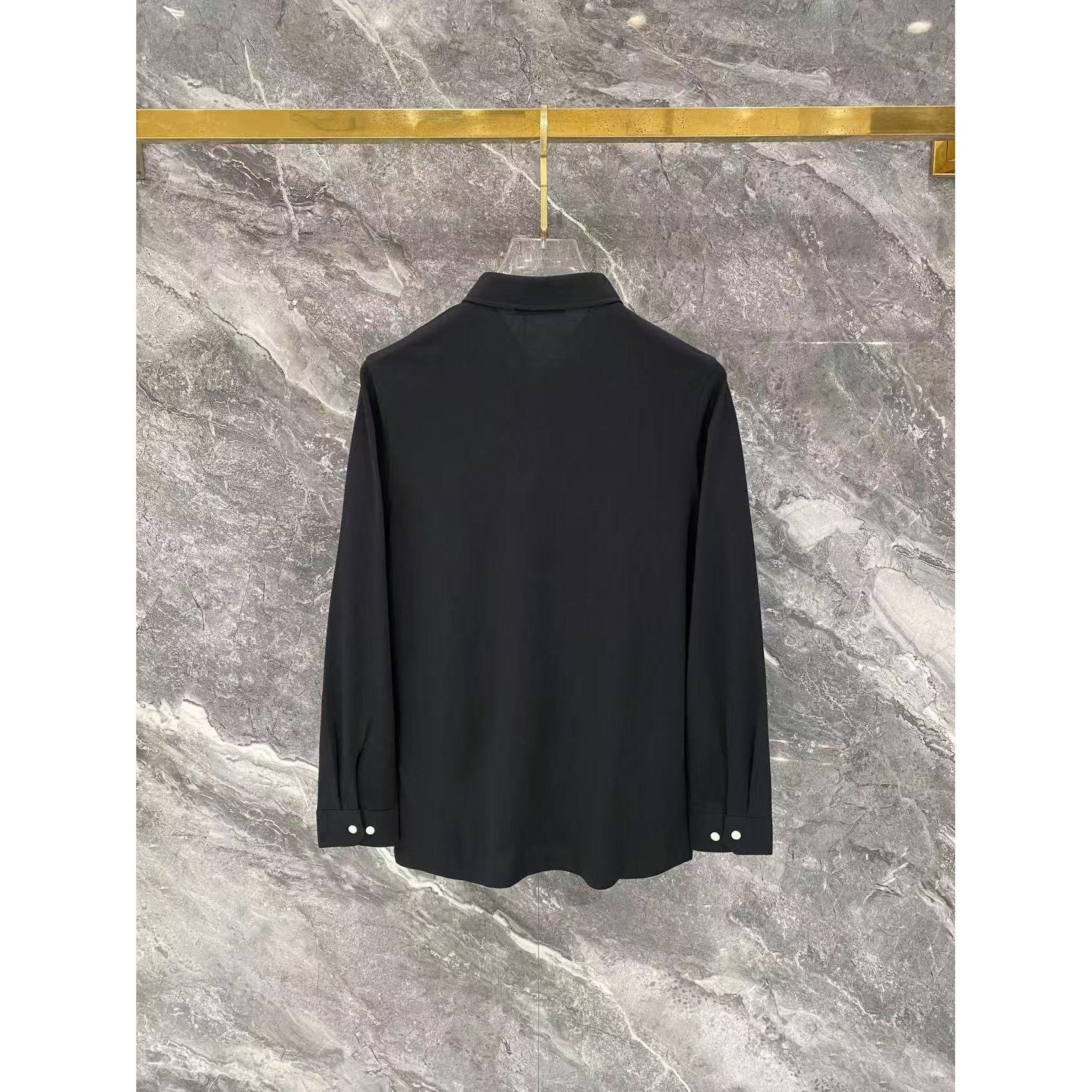 <p>Burberry 秋冬长袖Polo(782994)</p>