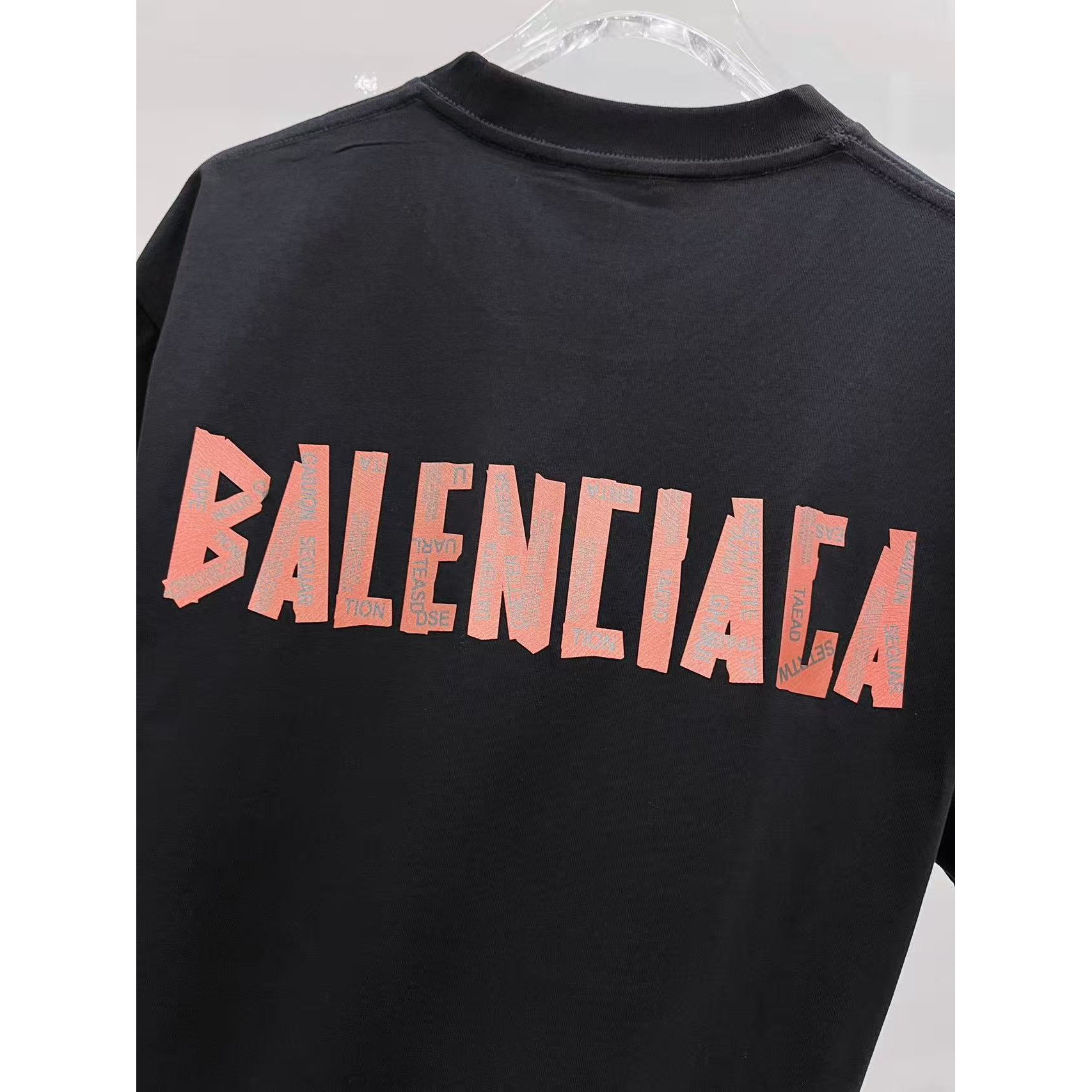 <p>Balenciaga&nbsp;硅胶厚板短袖T恤(黑)</p>