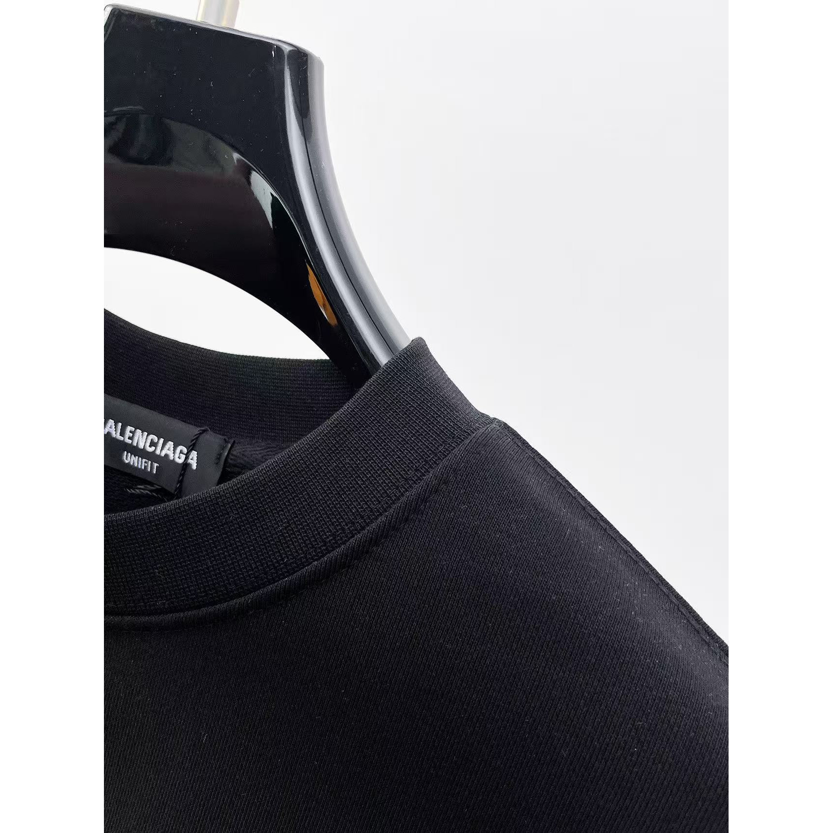 <p>Balenciaga 圓領長袖T恤(黑)</p>