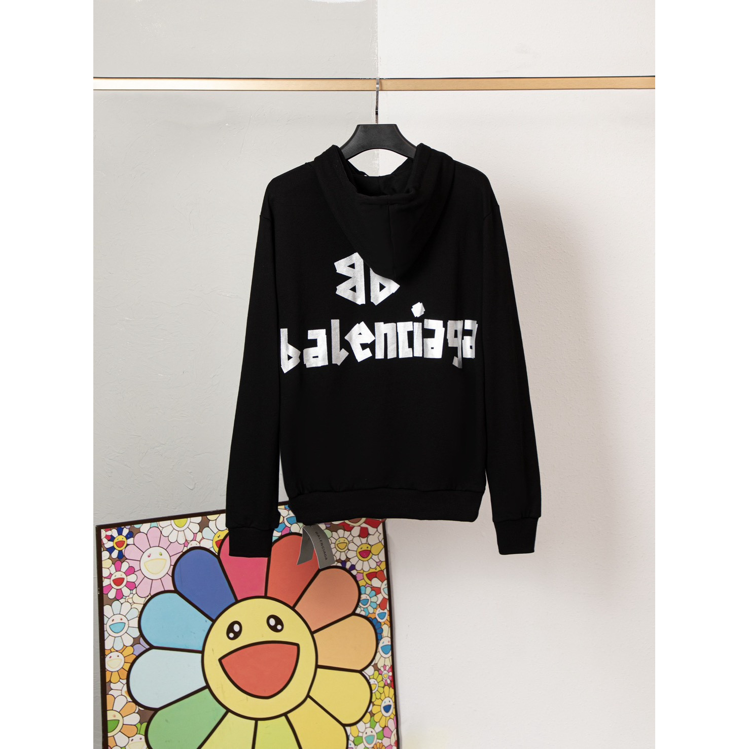 <p>Balenciaga 印花连帽外套(DZ83)(黑色)</p>