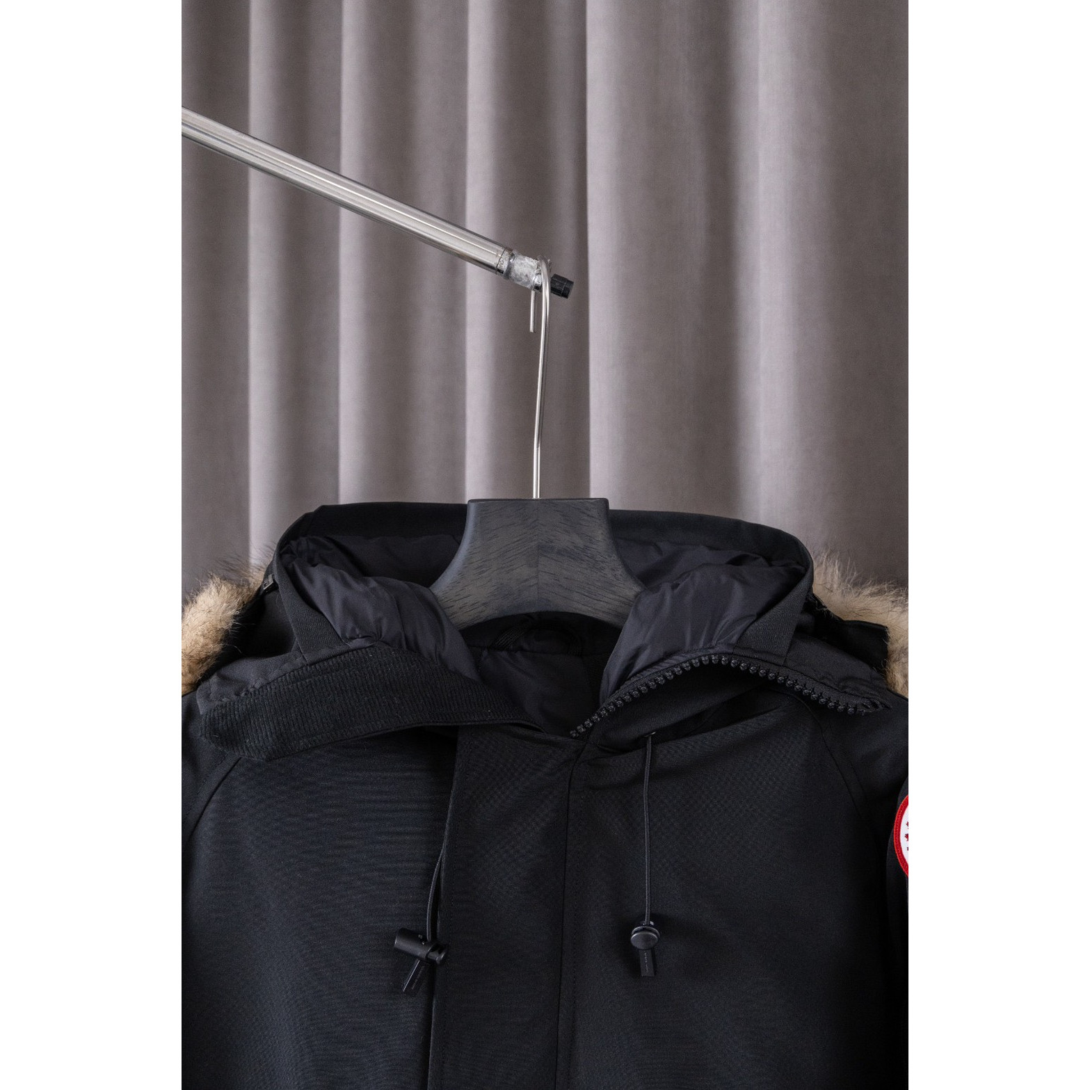 <p>Canada Goose 01款 Chilliwack Bomber 飞行员羽绒服(黑色)</p>