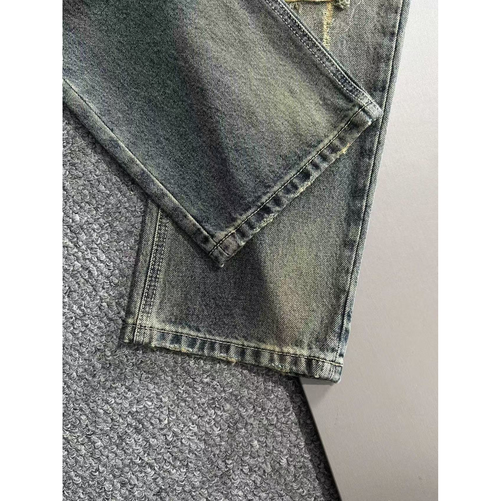 <p>GUCCI&nbsp;四季款经典牛仔裤直筒长裤(藍)</p>