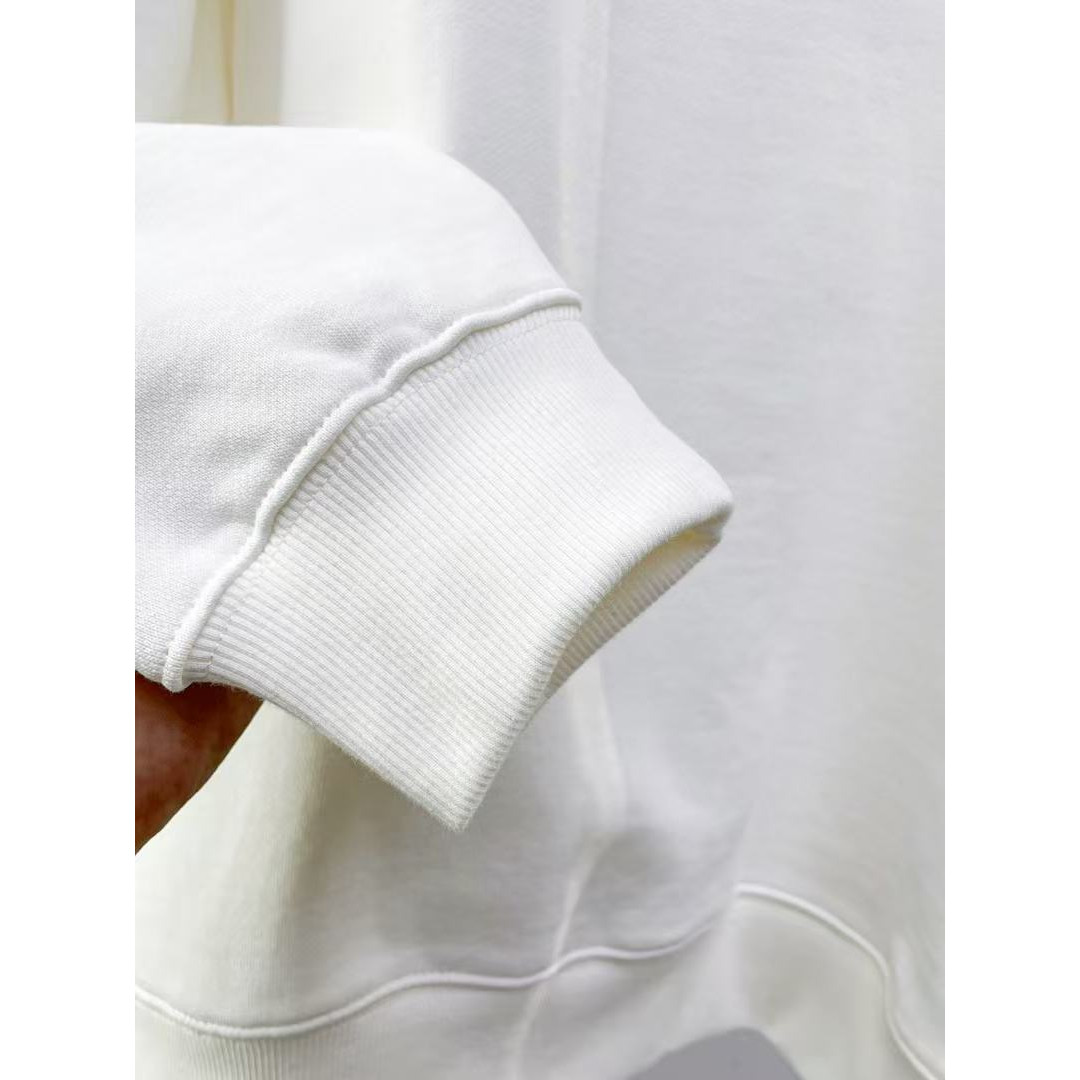 <p>GUCCI 圆领卫衣(白)</p>