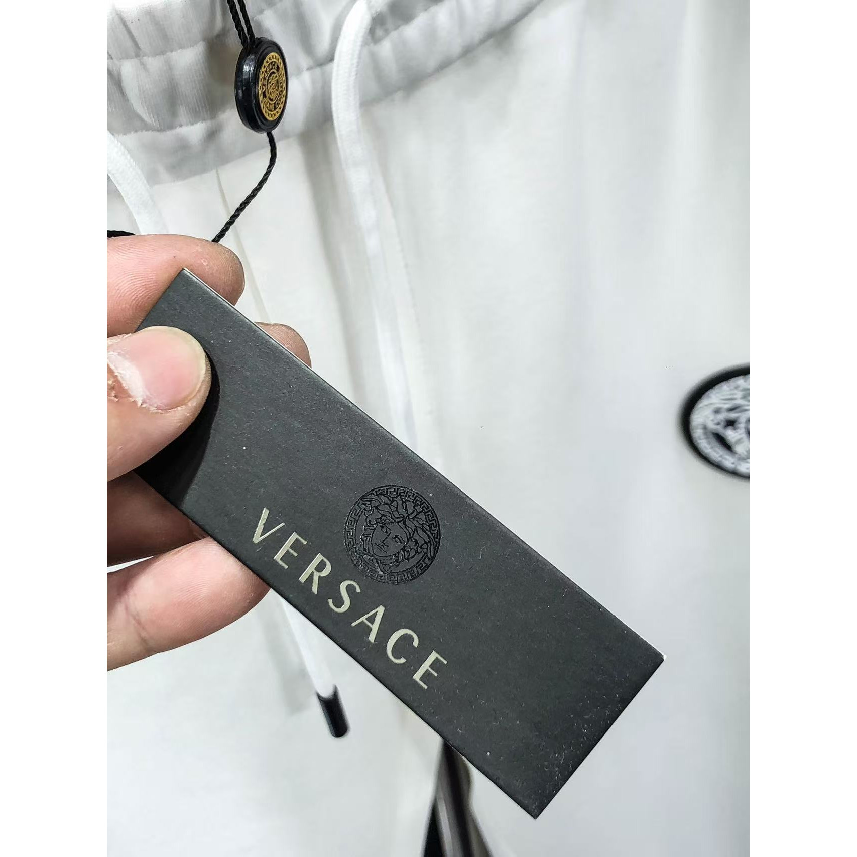<p>Versace&nbsp;高品质时尚休闲裤(782938)</p>