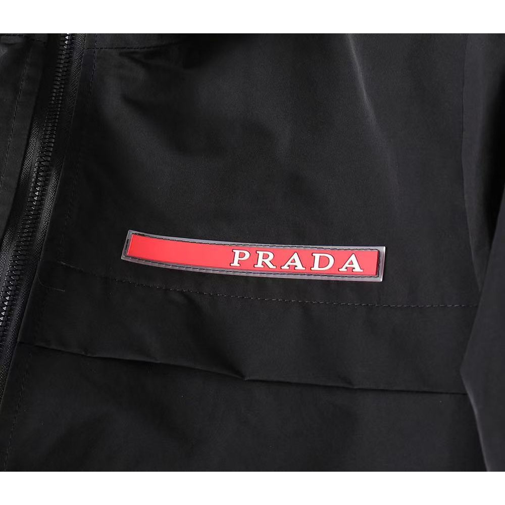 <p>PRADA 男士夹克外套(黑)</p>