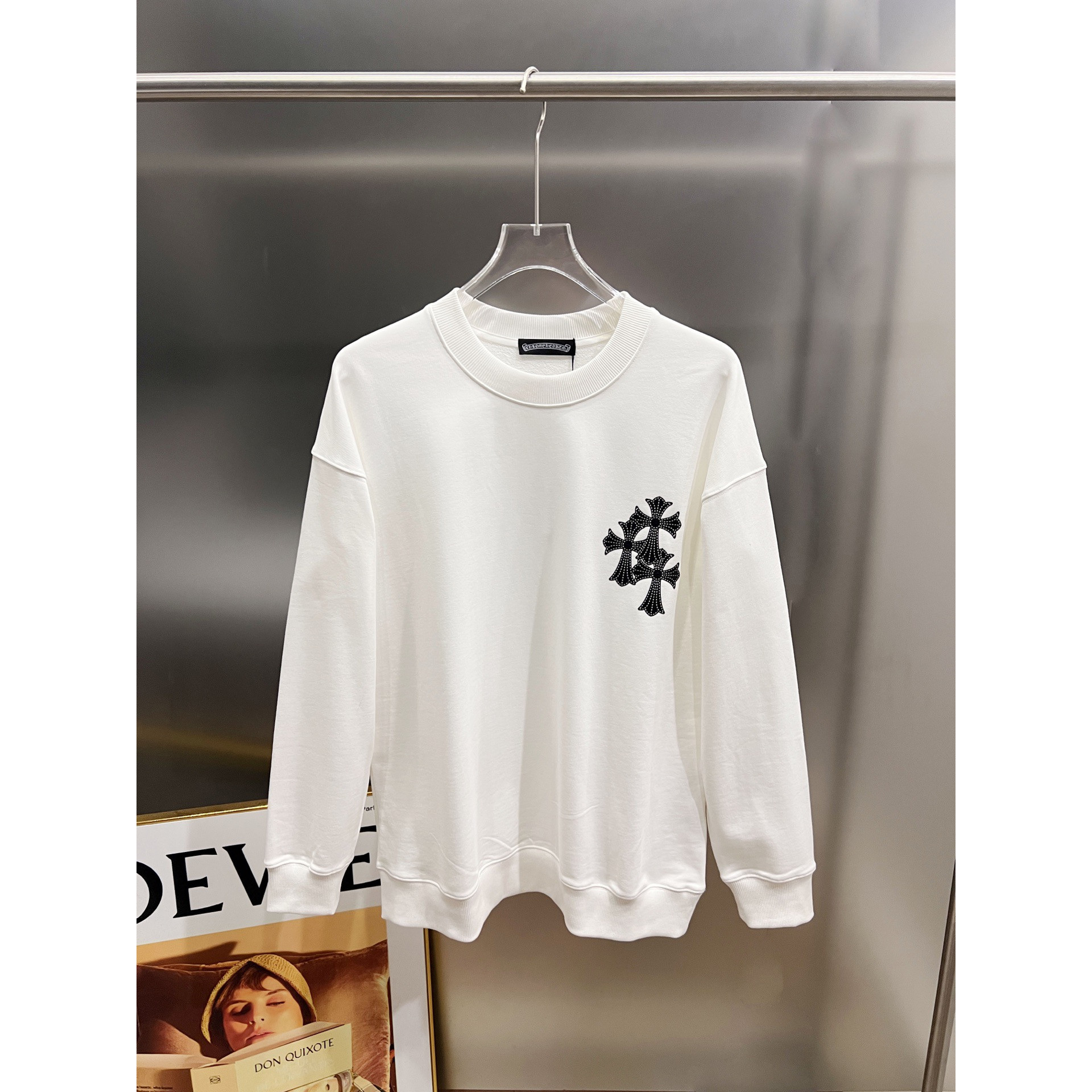 <p>CHROME HEARTS 圆领长袖卫衣(白)</p>