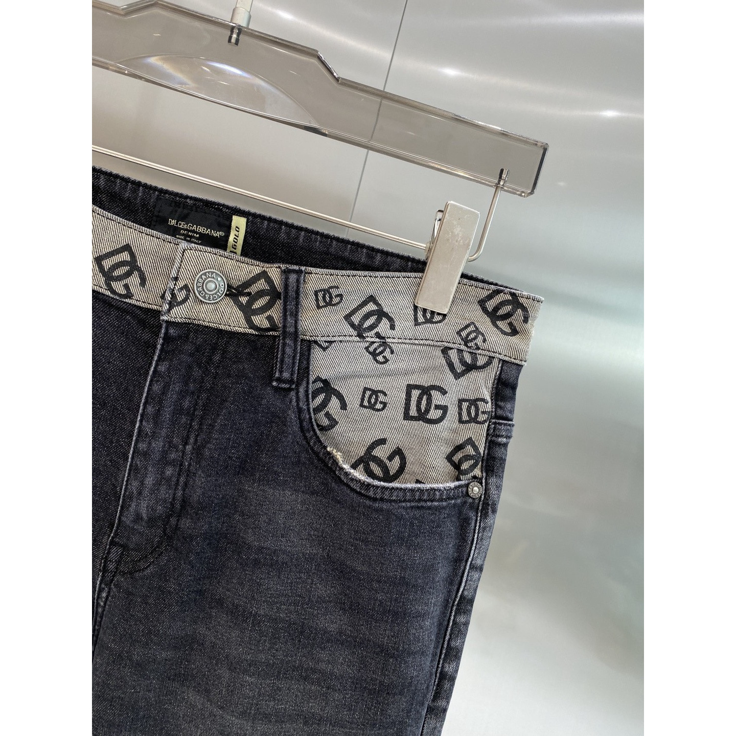 <p>DIOR 休闲牛仔裤</p>