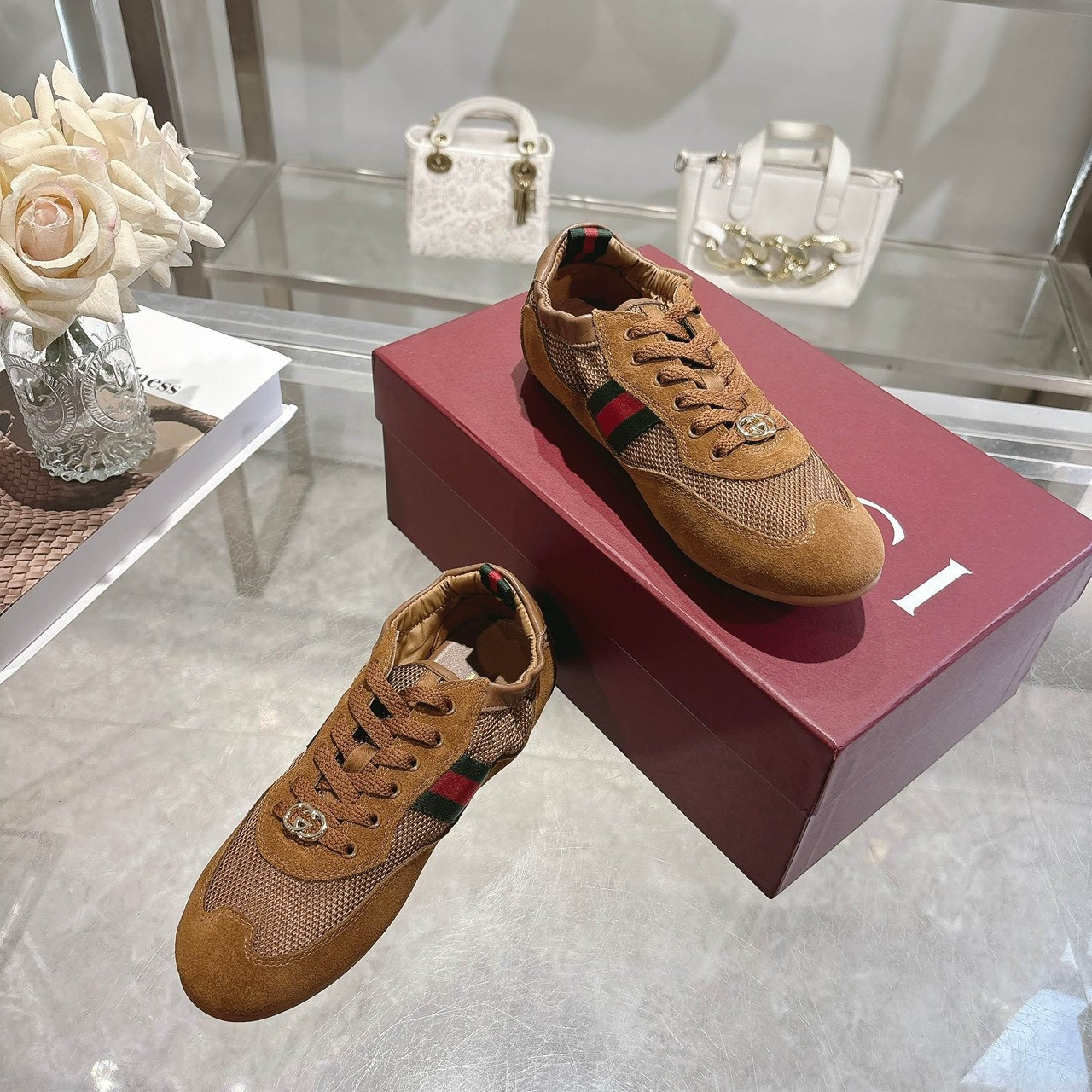 <p>GUCCI 橡筋鞋(棕)</p>