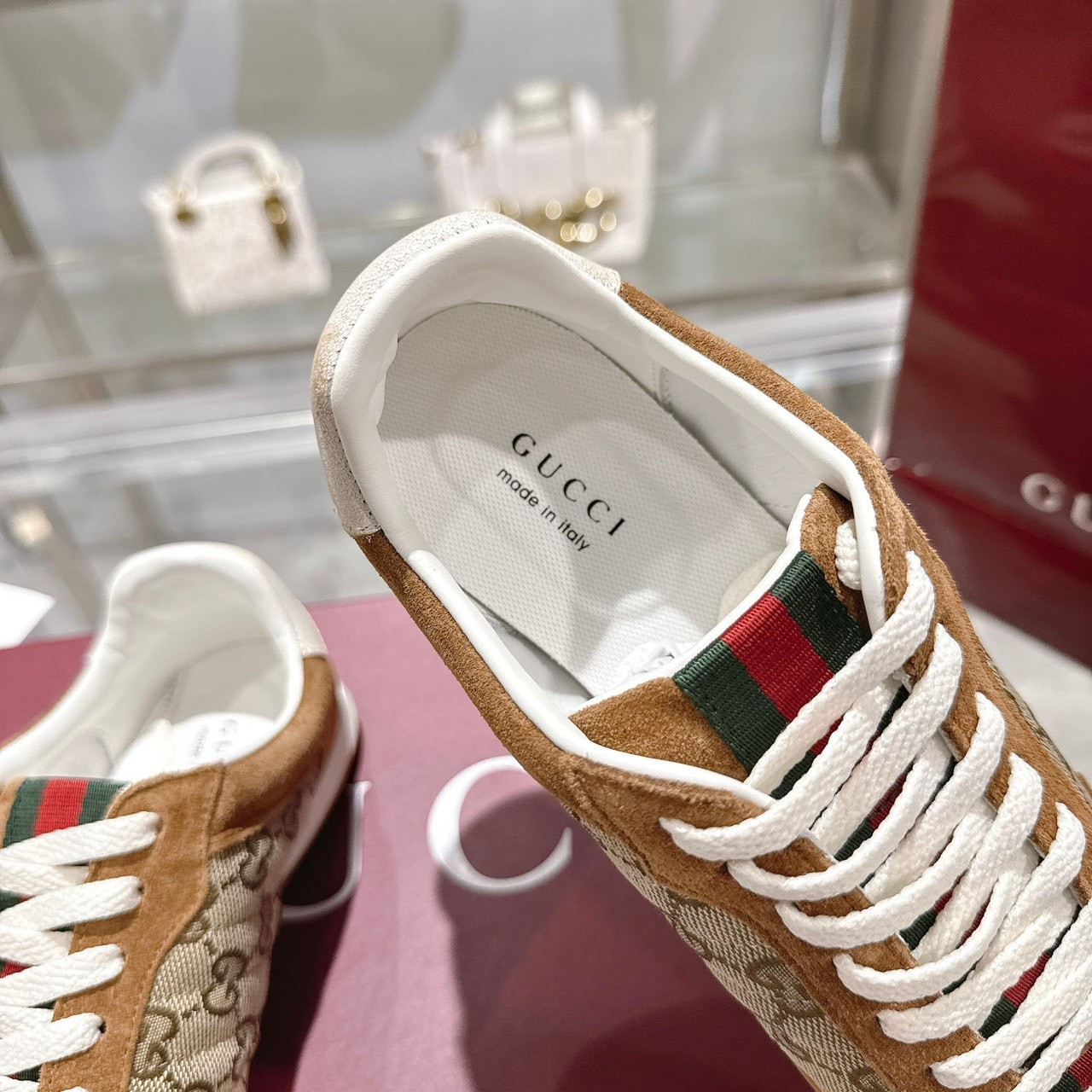 <p>GUCCI 德训鞋(男款-棕)</p>