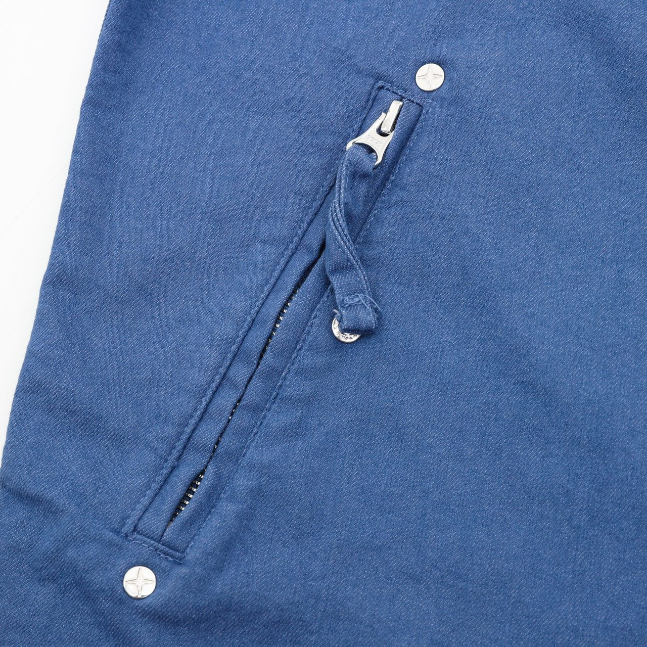 <p>Stone Island 水洗重工工装外套(藍)</p>