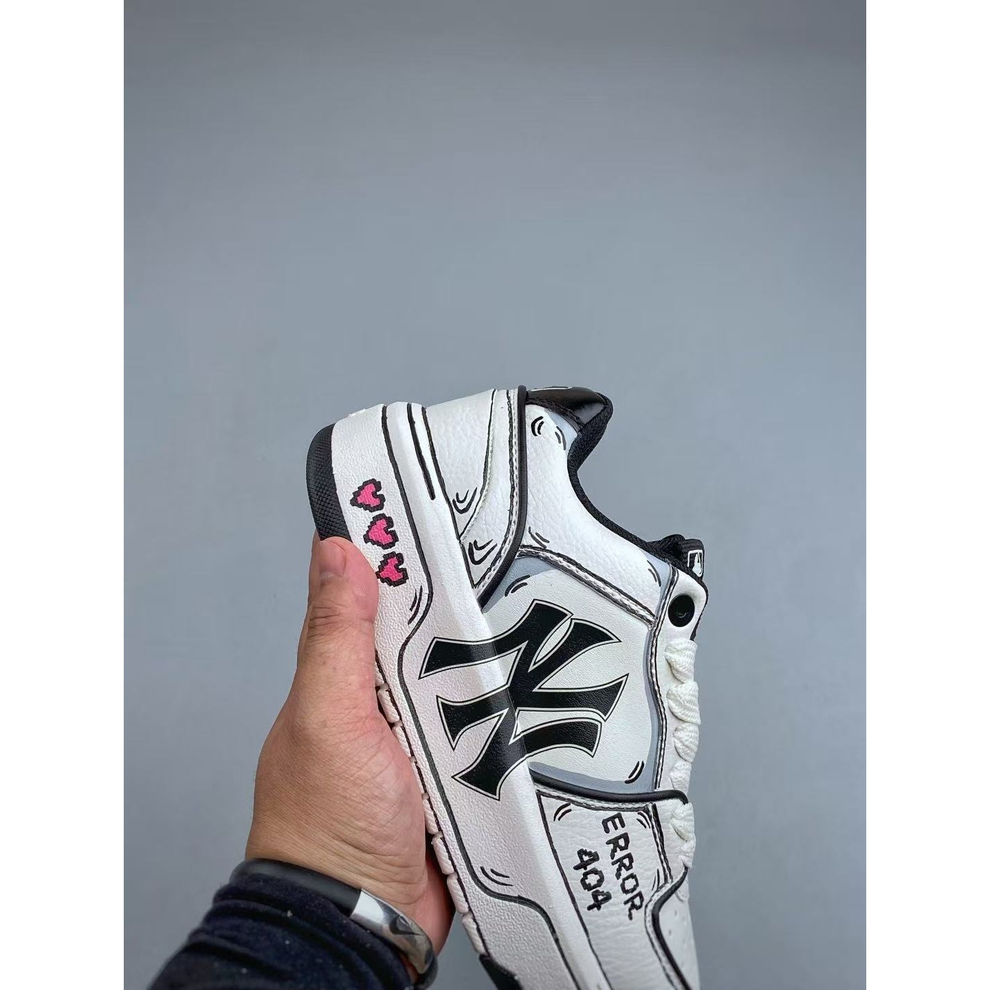 <p>MLB Chunky Liner&nbsp; 运动慢跑鞋(白)</p>