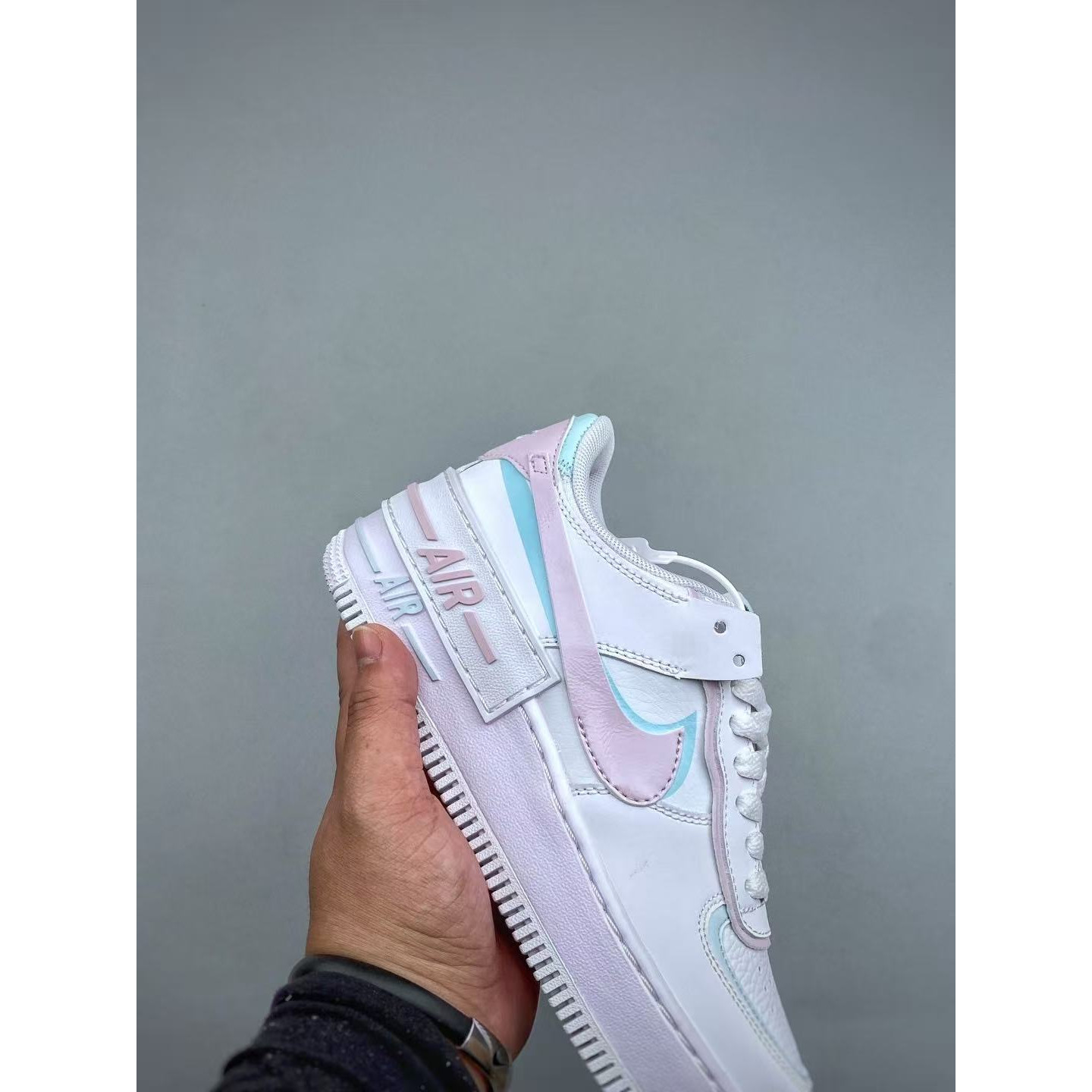 <p>NIKE W AF1 SHADOW 马卡龙空军一号板鞋</p>