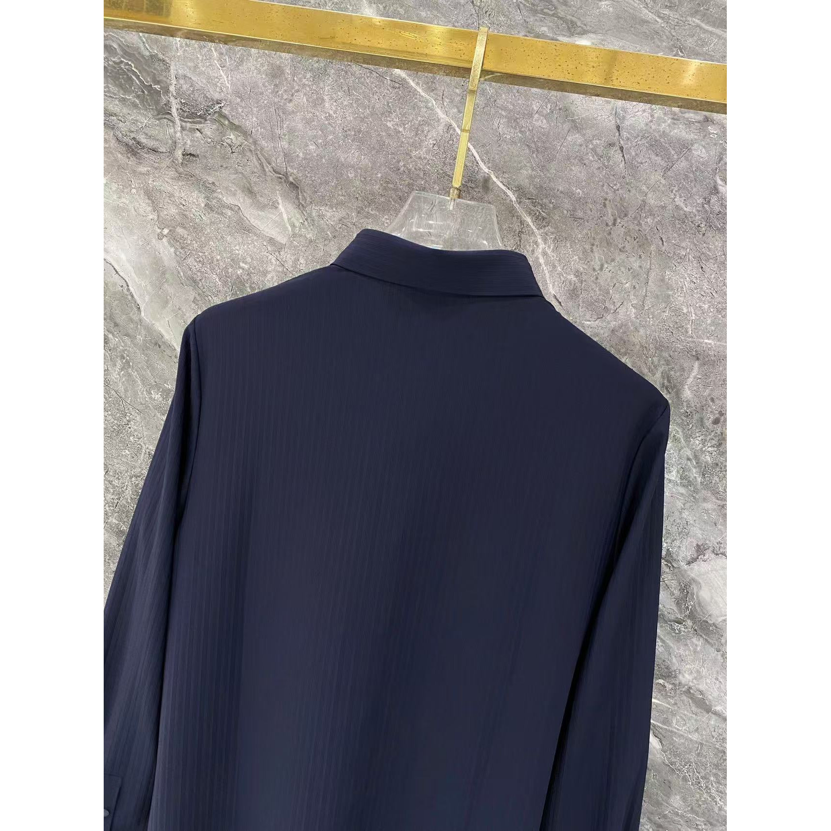 <p>Prada 秋冬长袖Polo(783011)</p>