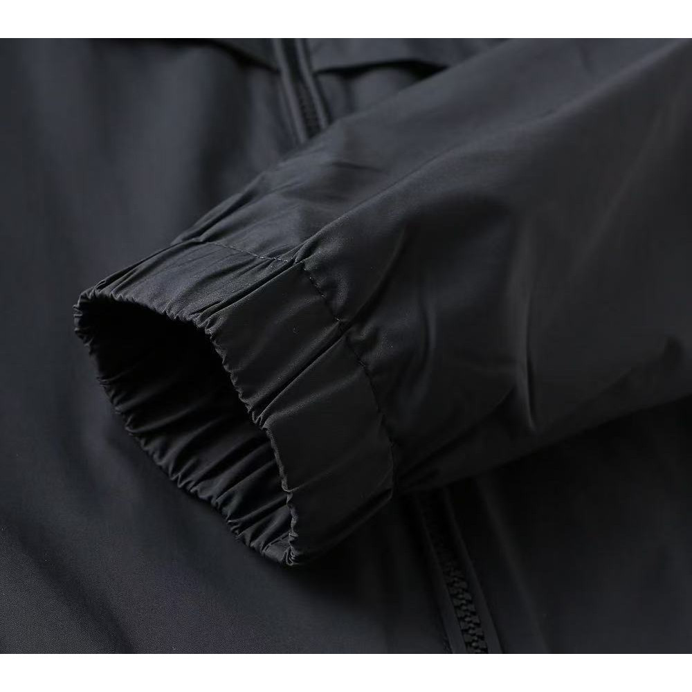 <p>MONCLER&nbsp;男士夹克外套(800856)</p>