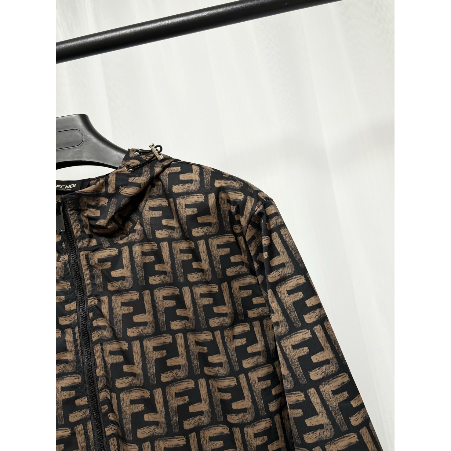 <p>FENDI 夹克外套</p>