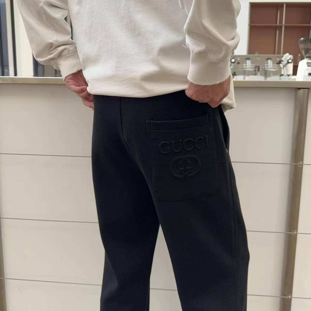<p>GUCCI 休闲长裤</p>