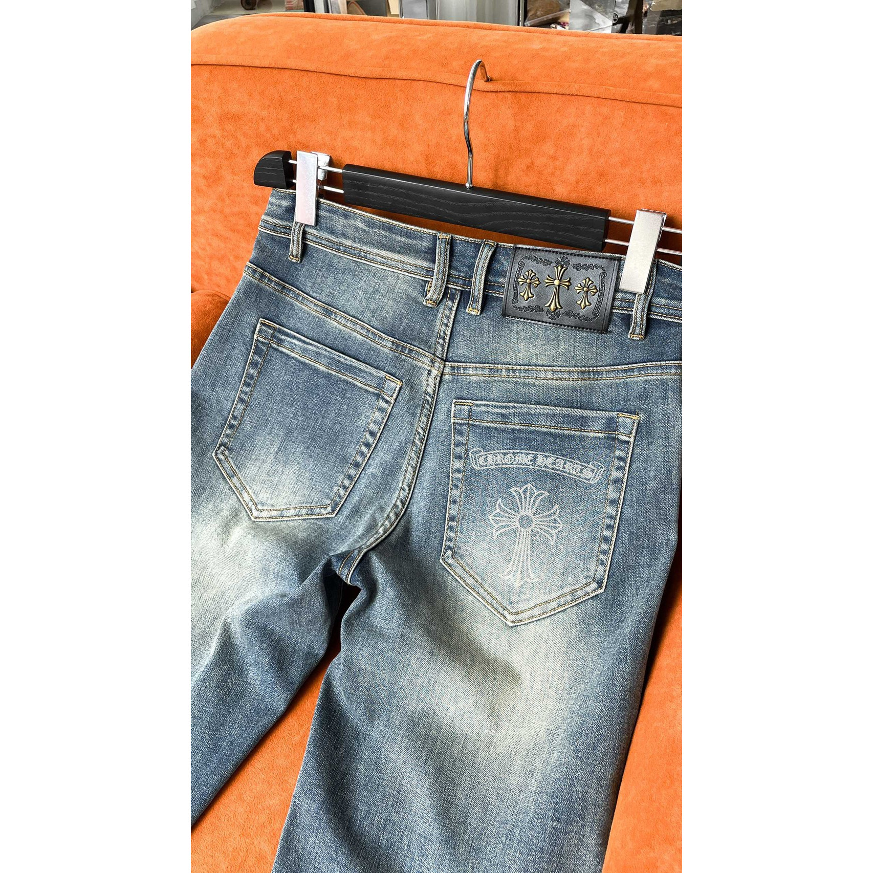 <p>CHROME HEARTS 牛仔褲</p>