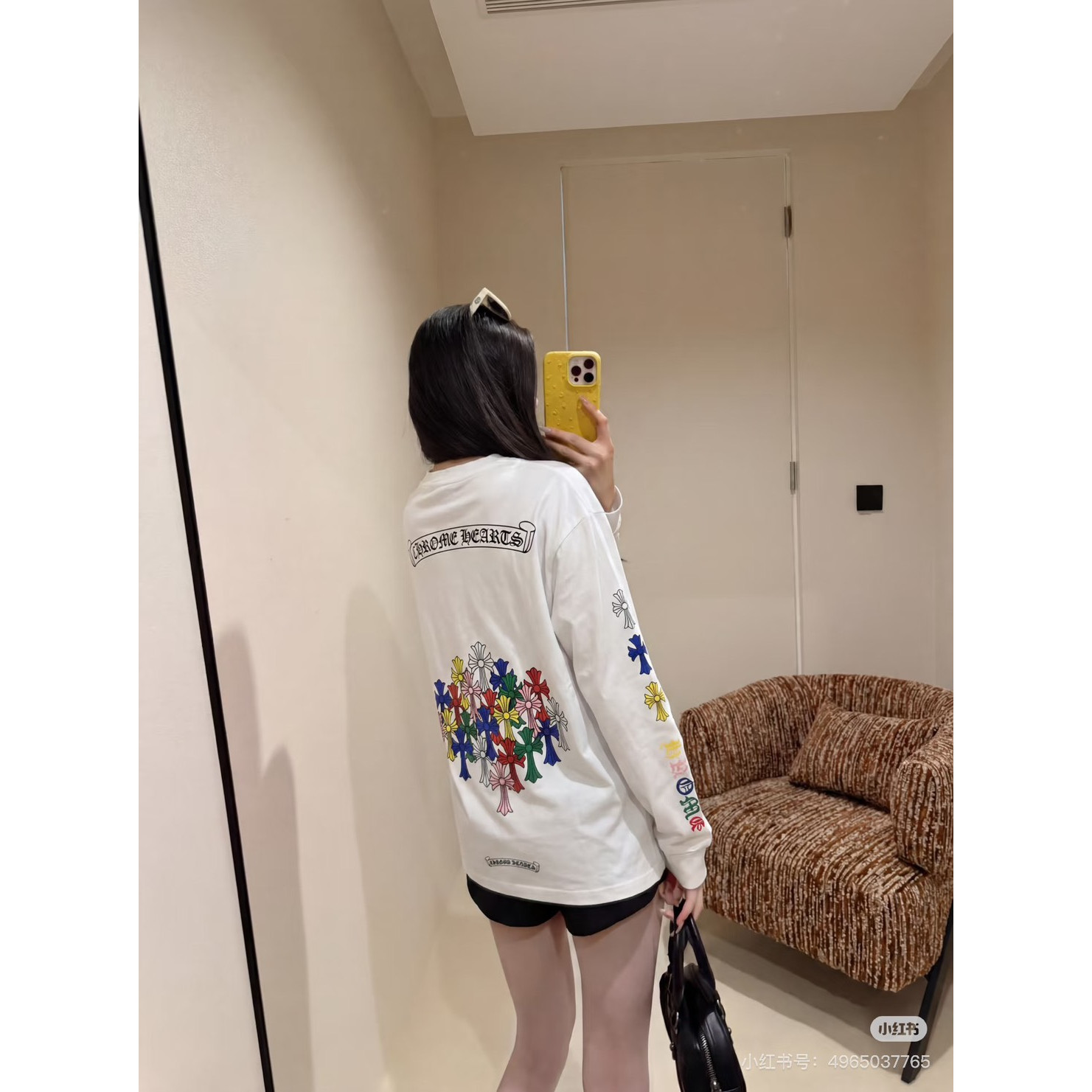 <p>Chrome Hearts 十字梵文圆领长T(HE273白)</p>