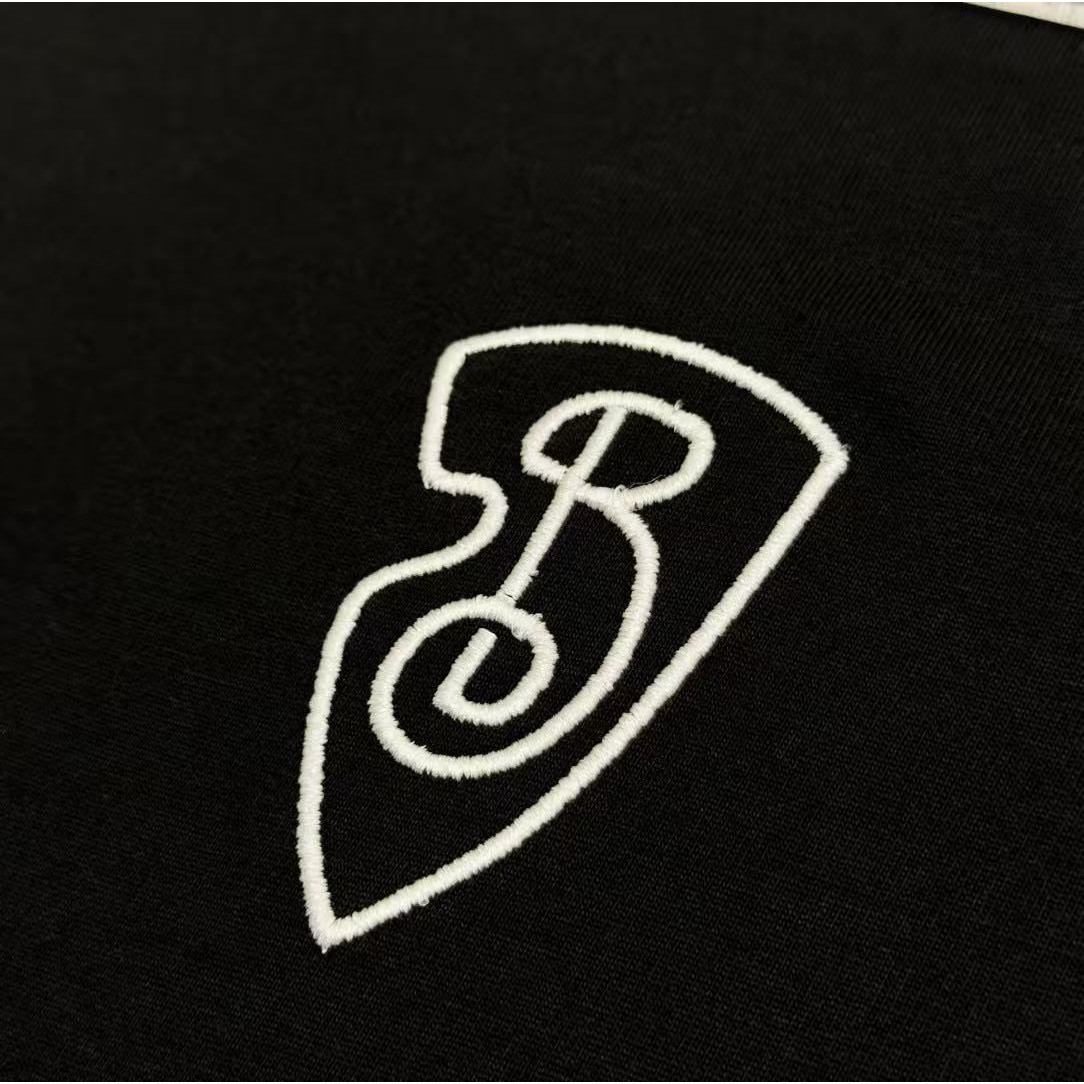 <p>Burberry 长袖卫衣T恤(黑)</p>